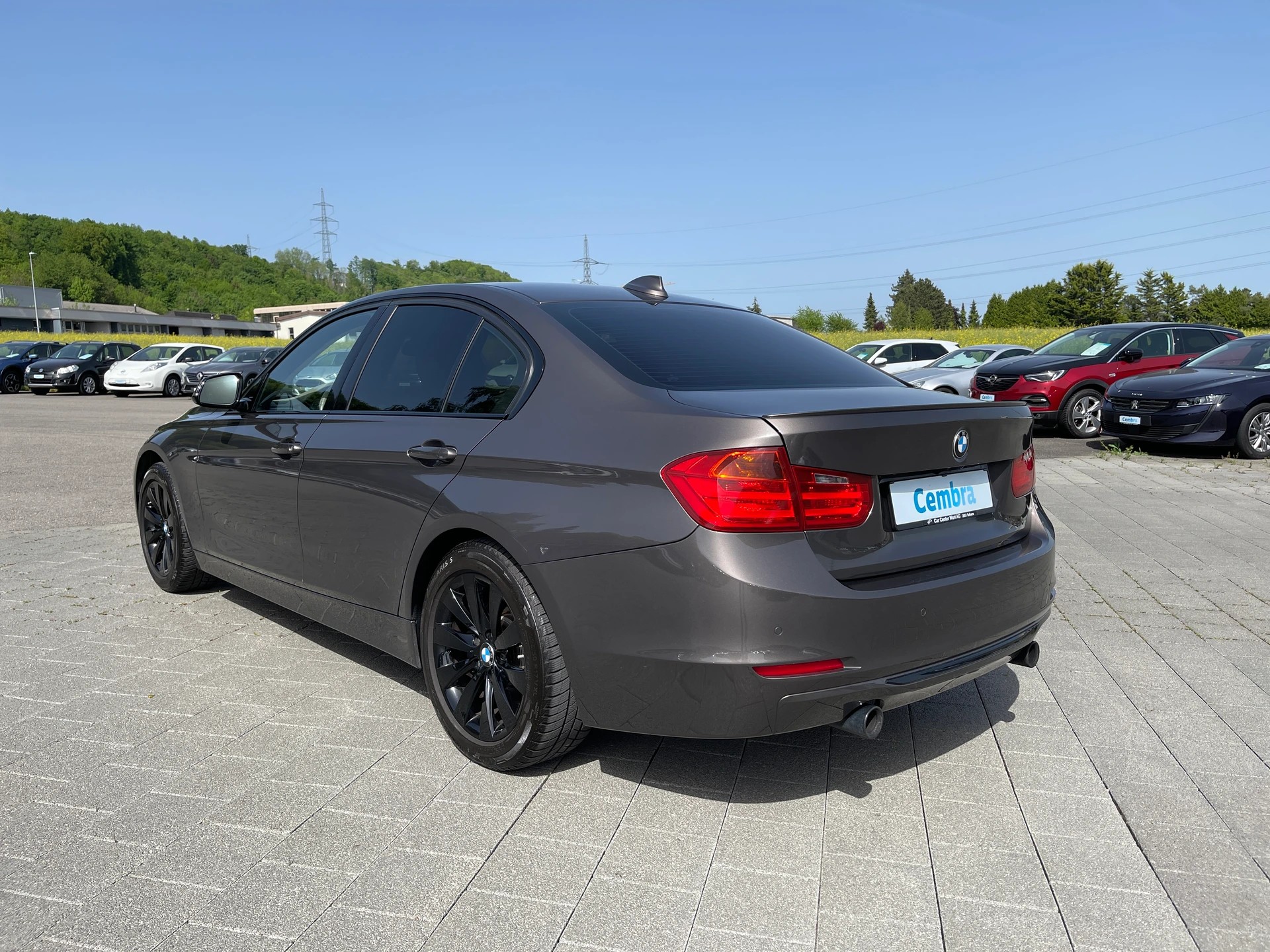 BMW ActiveHybrid 3 Luxury Line Steptronic-image-2