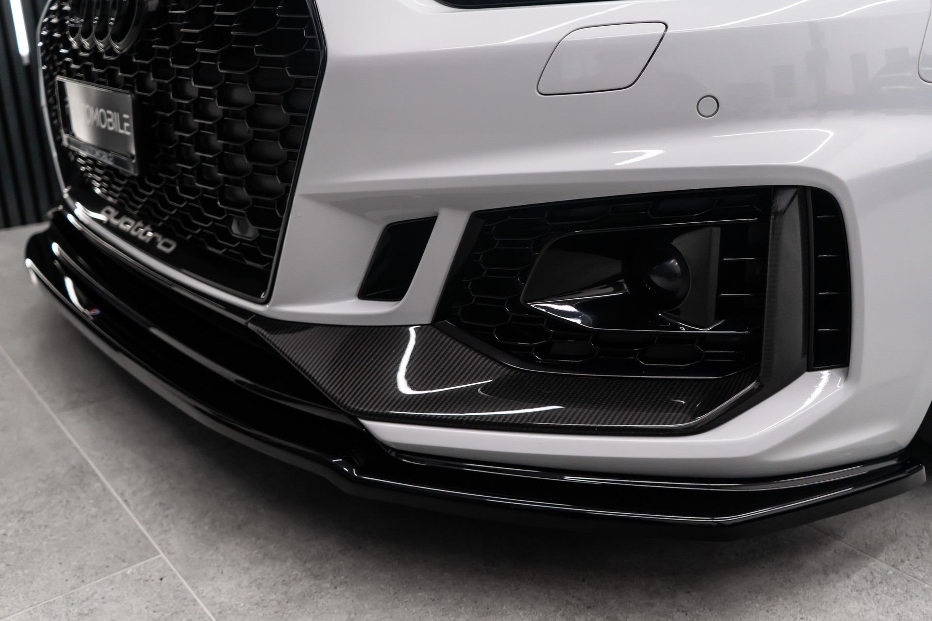 AUDI RS5 COUPÉ 2.9 TFSI QUATTRO TIPTRONIC / WHITE&BLACK / CH-FZ-image-7