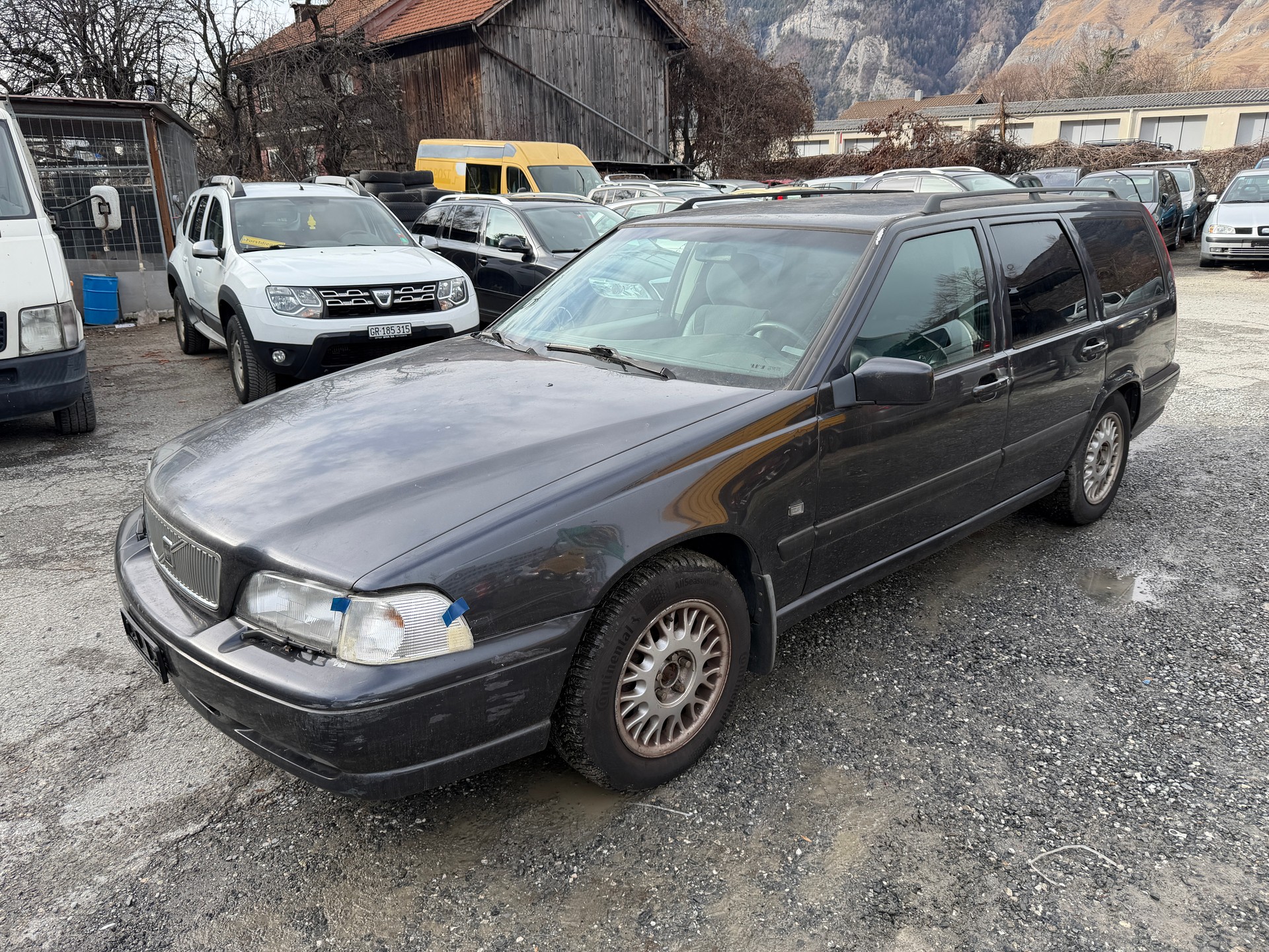 VOLVO V70 2.5 LPT-image-1