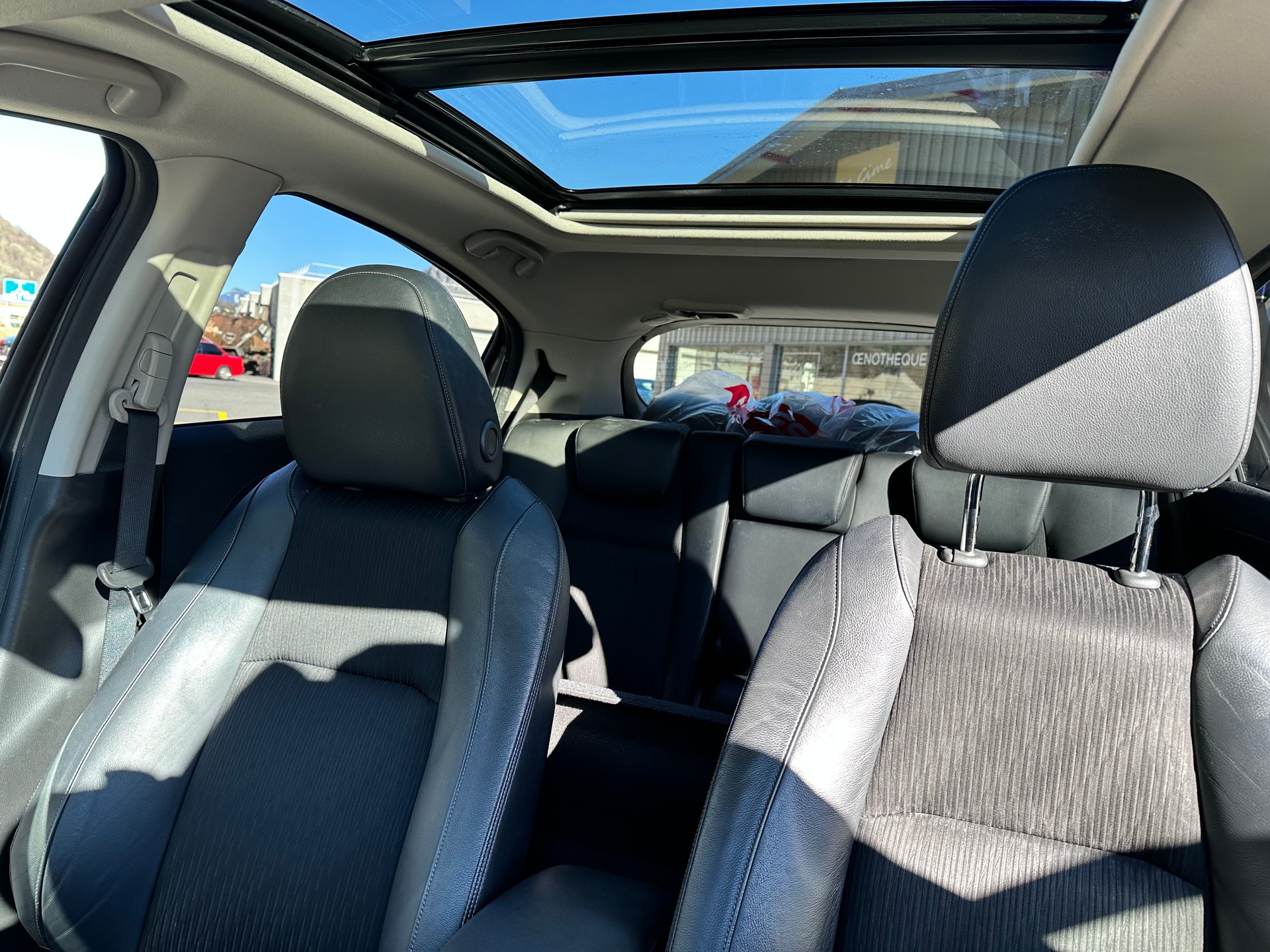 HONDA HR-V 1.5i-VTEC Executive CVT-image-14