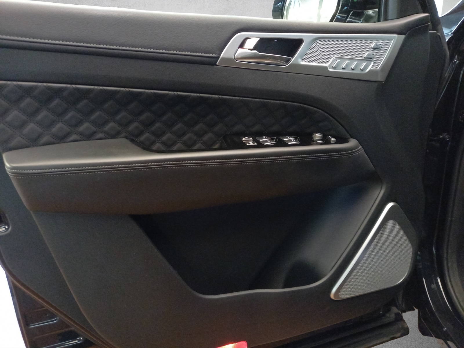 KGM-SsangYong Rexton RX 2.2 TD Sapphire-image-11