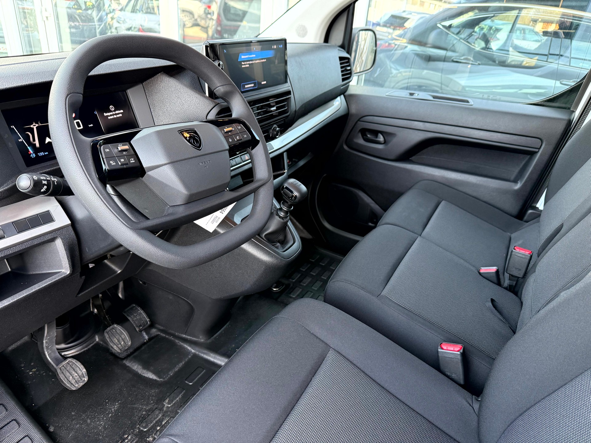 PEUGEOT Expert 1.5 BlueHDi 120 S&S Standard-image-14