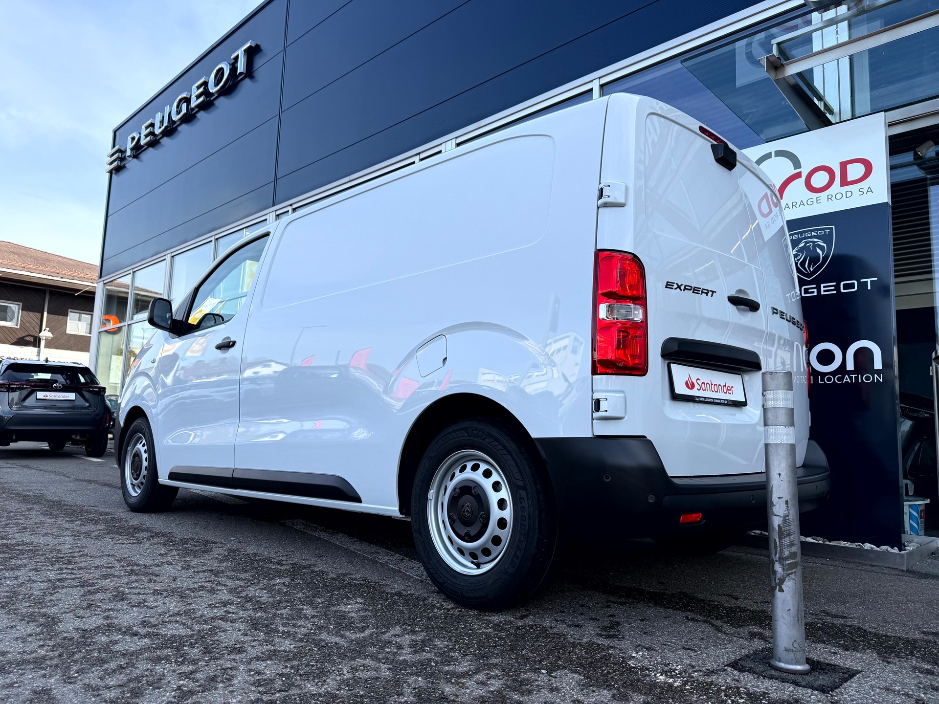 PEUGEOT Expert 1.5 BlueHDi 120 S&S Standard-image-6