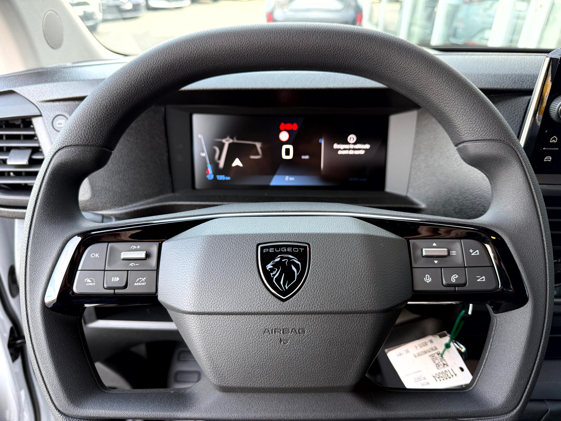 PEUGEOT Expert 1.5 BlueHDi 120 S&S Standard-image-15