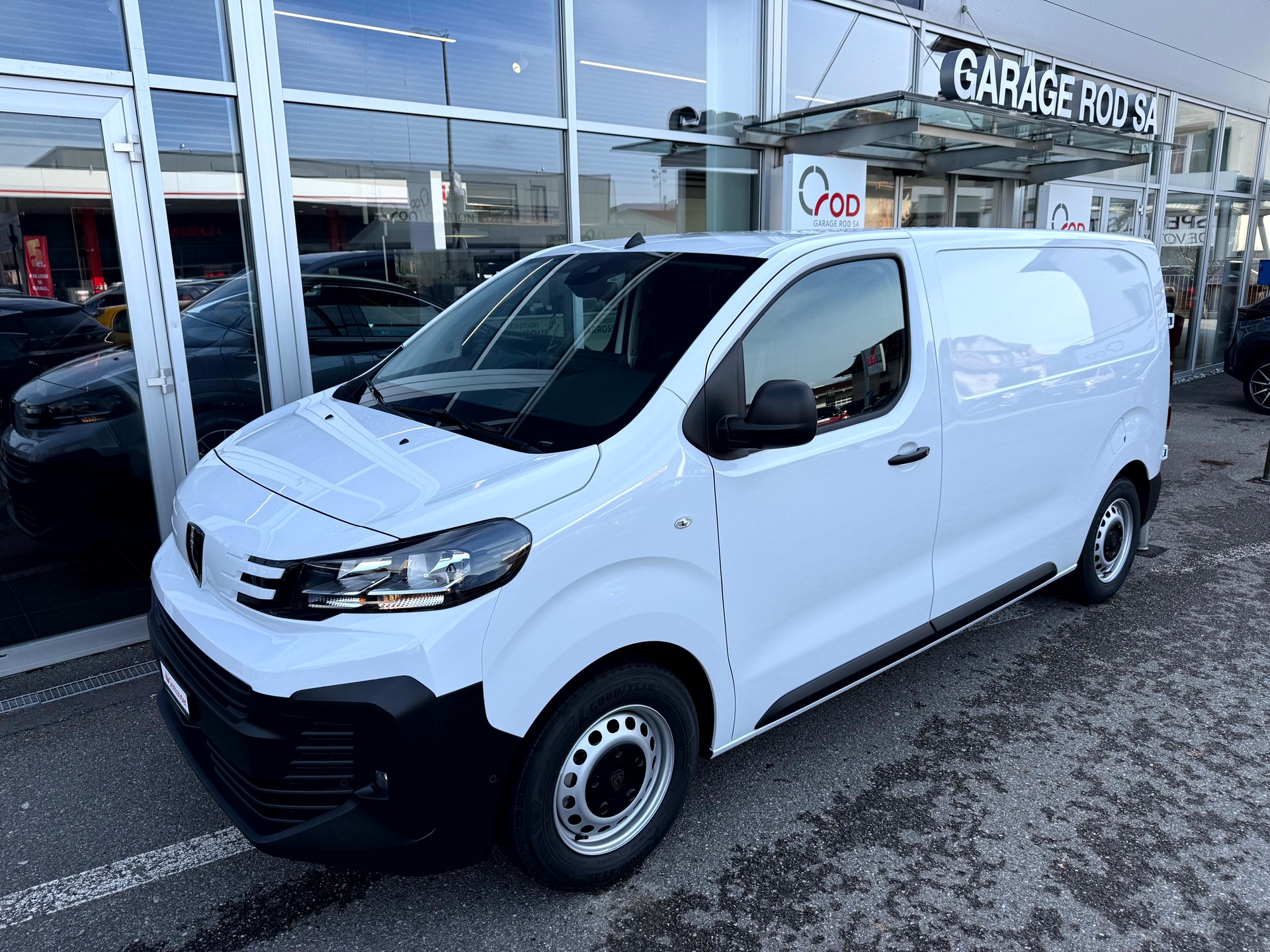 PEUGEOT Expert 1.5 BlueHDi 120 S&S Standard
