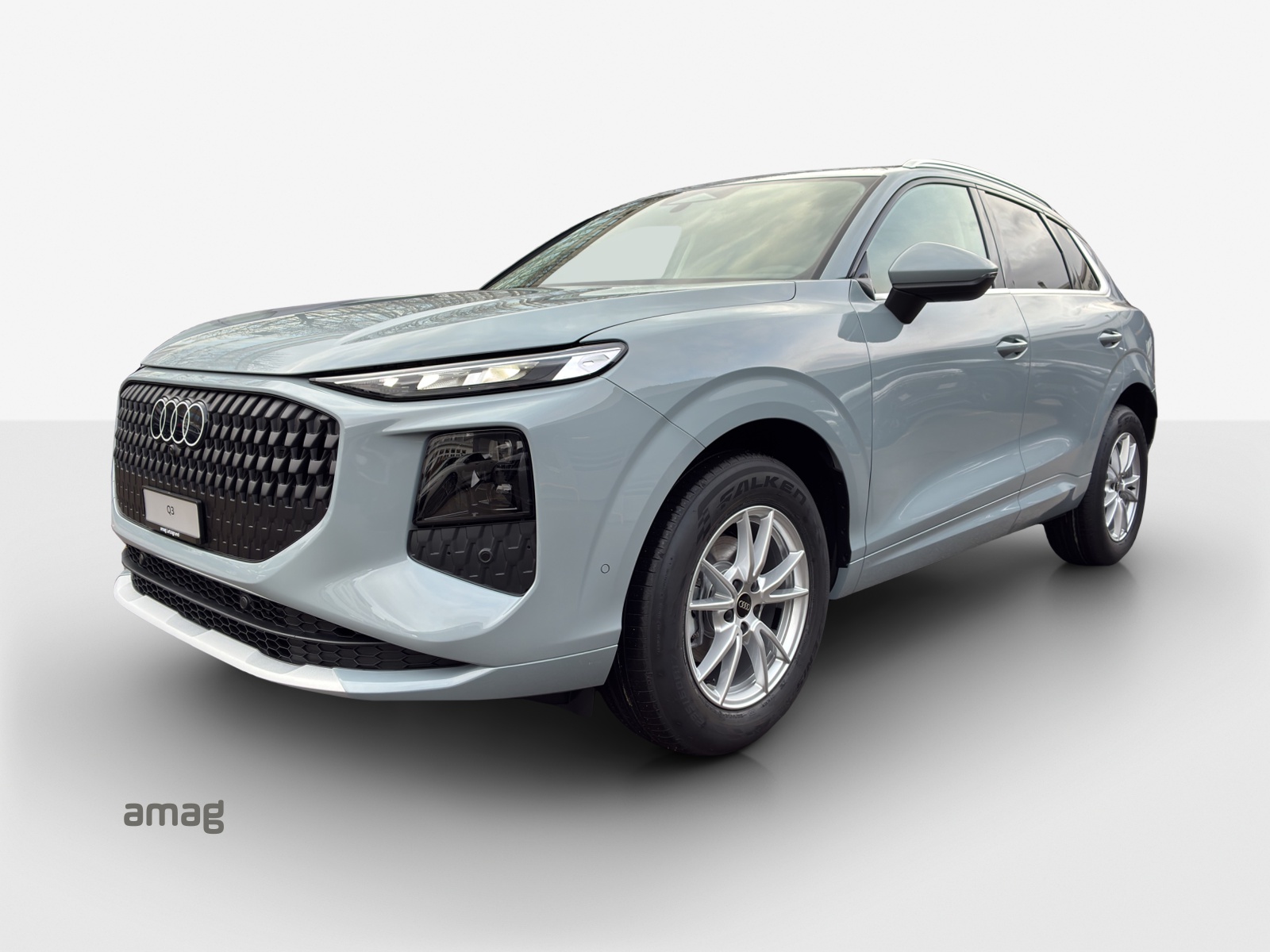 AUDI Q3 SUV 110 kW TFSI S tronic-image-0