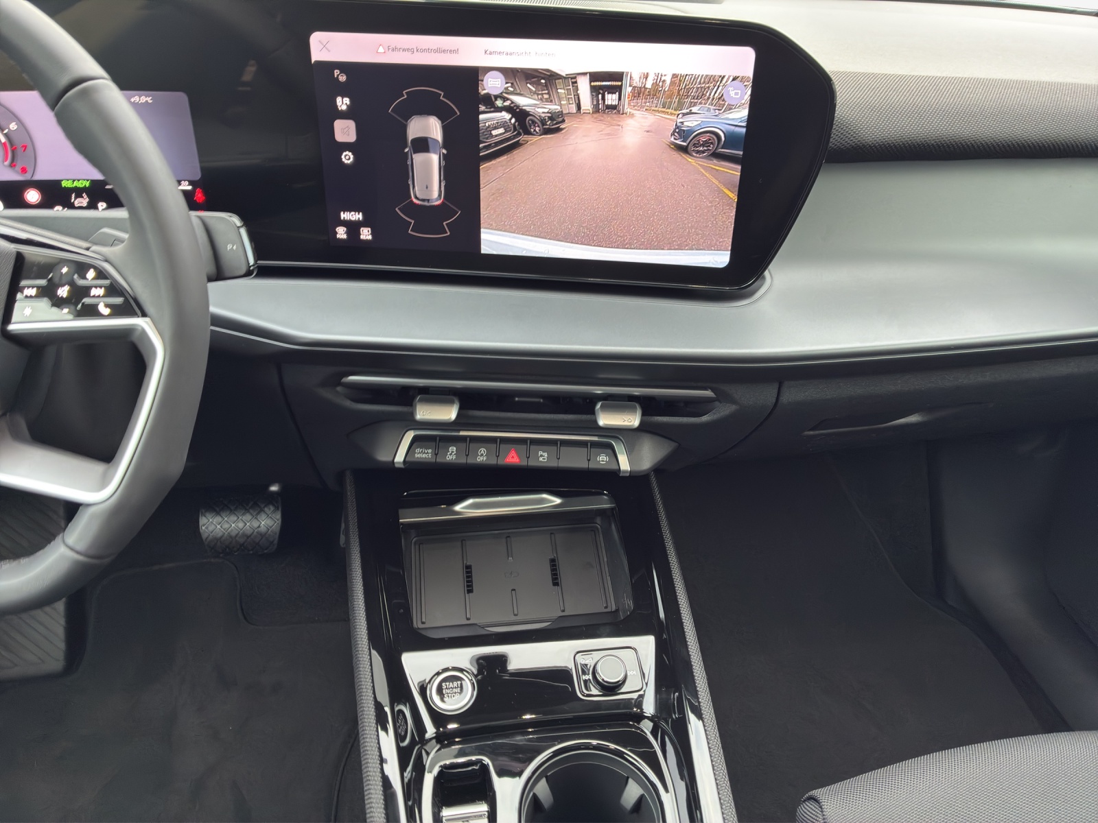 AUDI Q3 SUV 110 kW TFSI S tronic-image-10