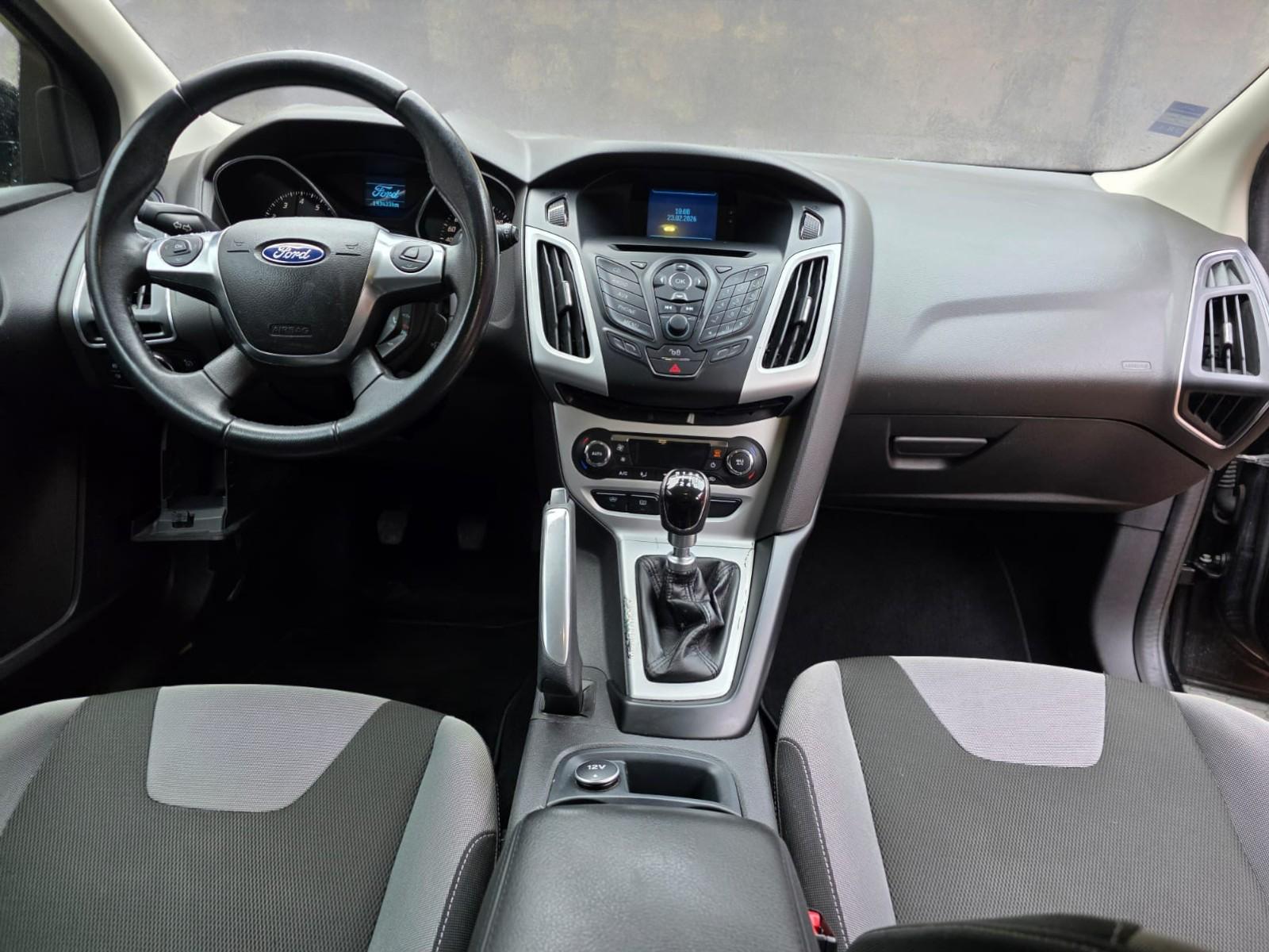 FORD Focus 1.6 SCTi Trend-image-8