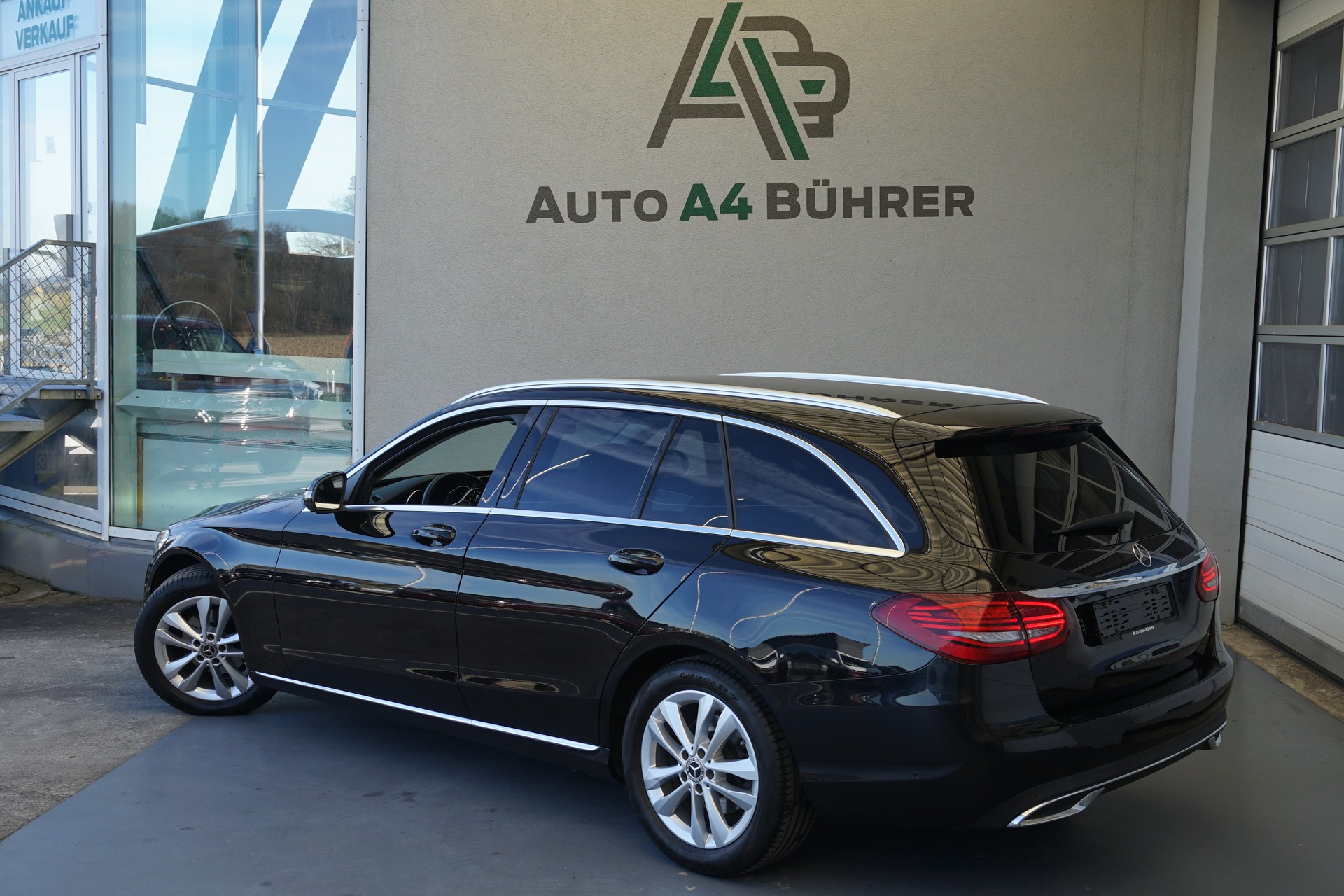 MERCEDES-BENZ C 180 T Avantgarde 156PS Automat Kombi-image-5