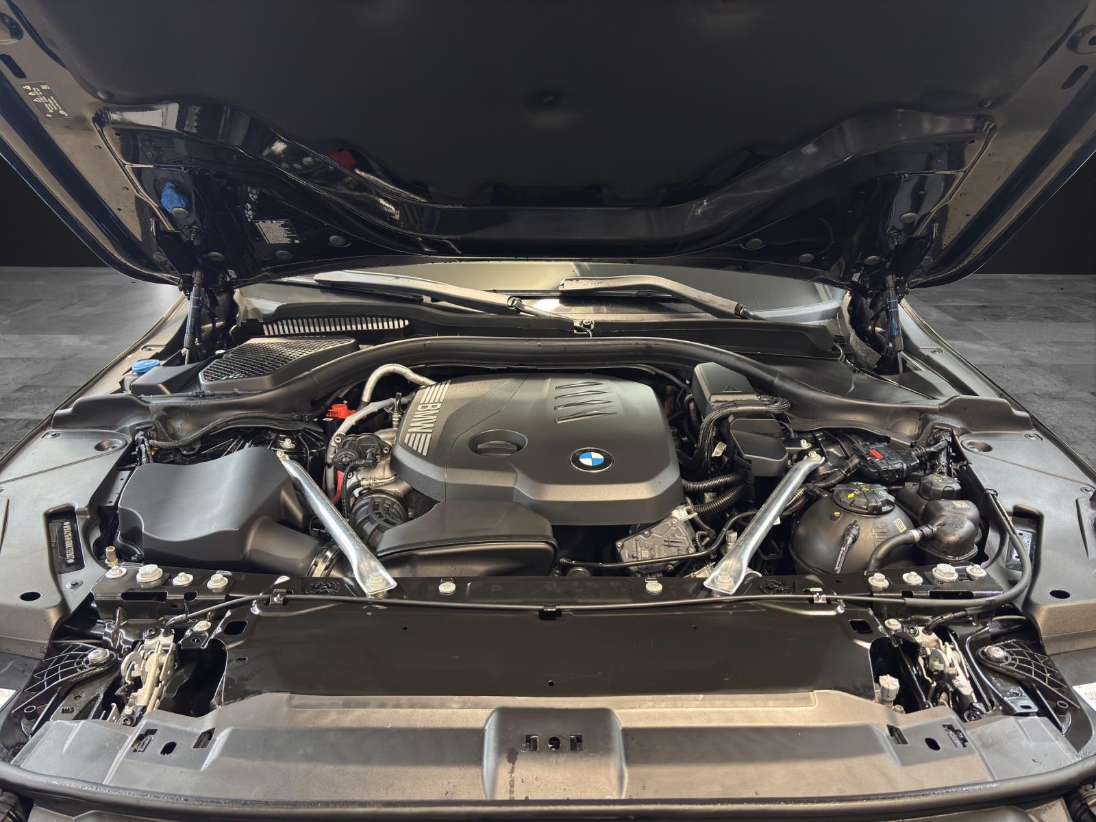 BMW 520d xDrive Touring-image-22