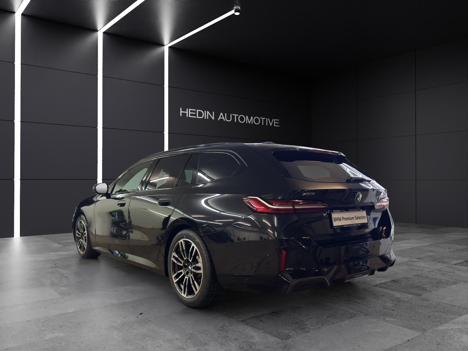 BMW 520d xDrive Touring-image-2