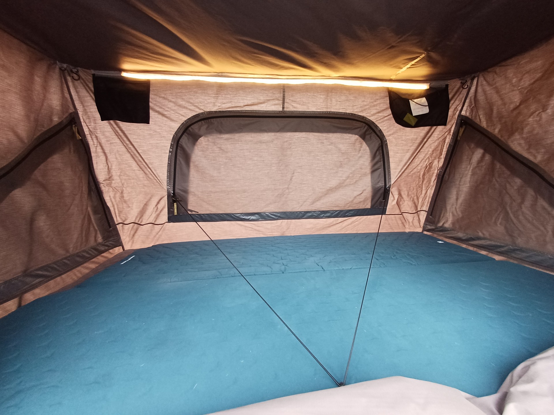 VW Caddy Maxi 2.0TDI Camper-image-7