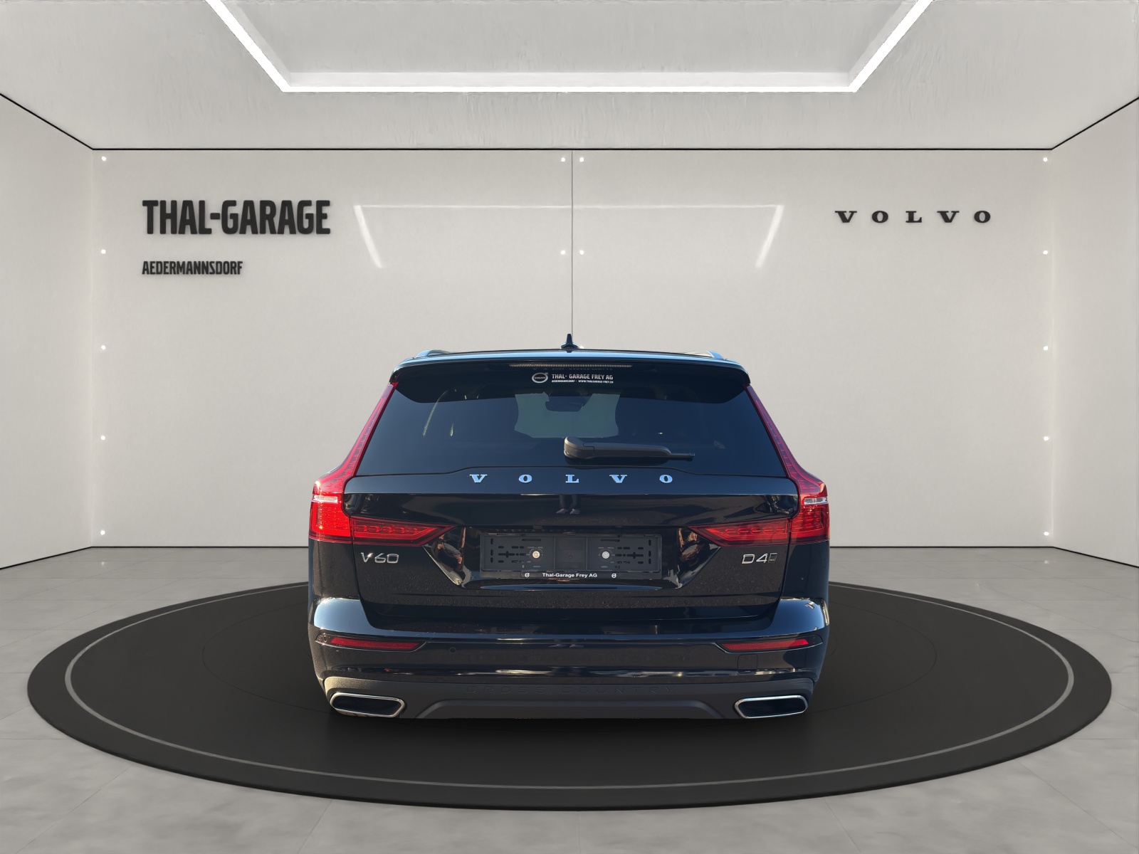 VOLVO V60 Cross Country 2.0 D4 AWD-image-6