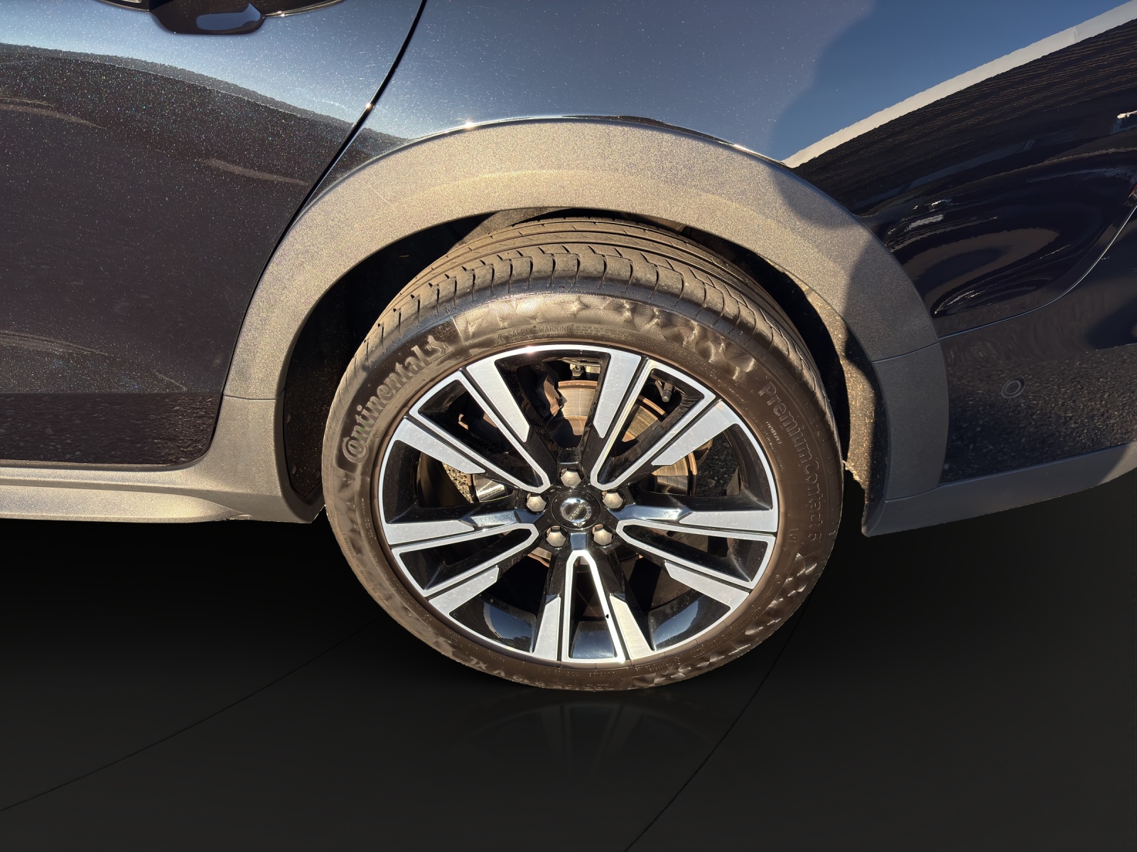 VOLVO V60 Cross Country 2.0 D4 AWD-image-1