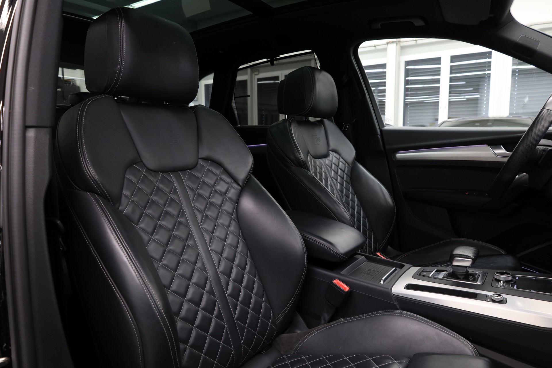 AUDI Q5 3.0 V6 TDI Sport qu. T-Tronic-image-14