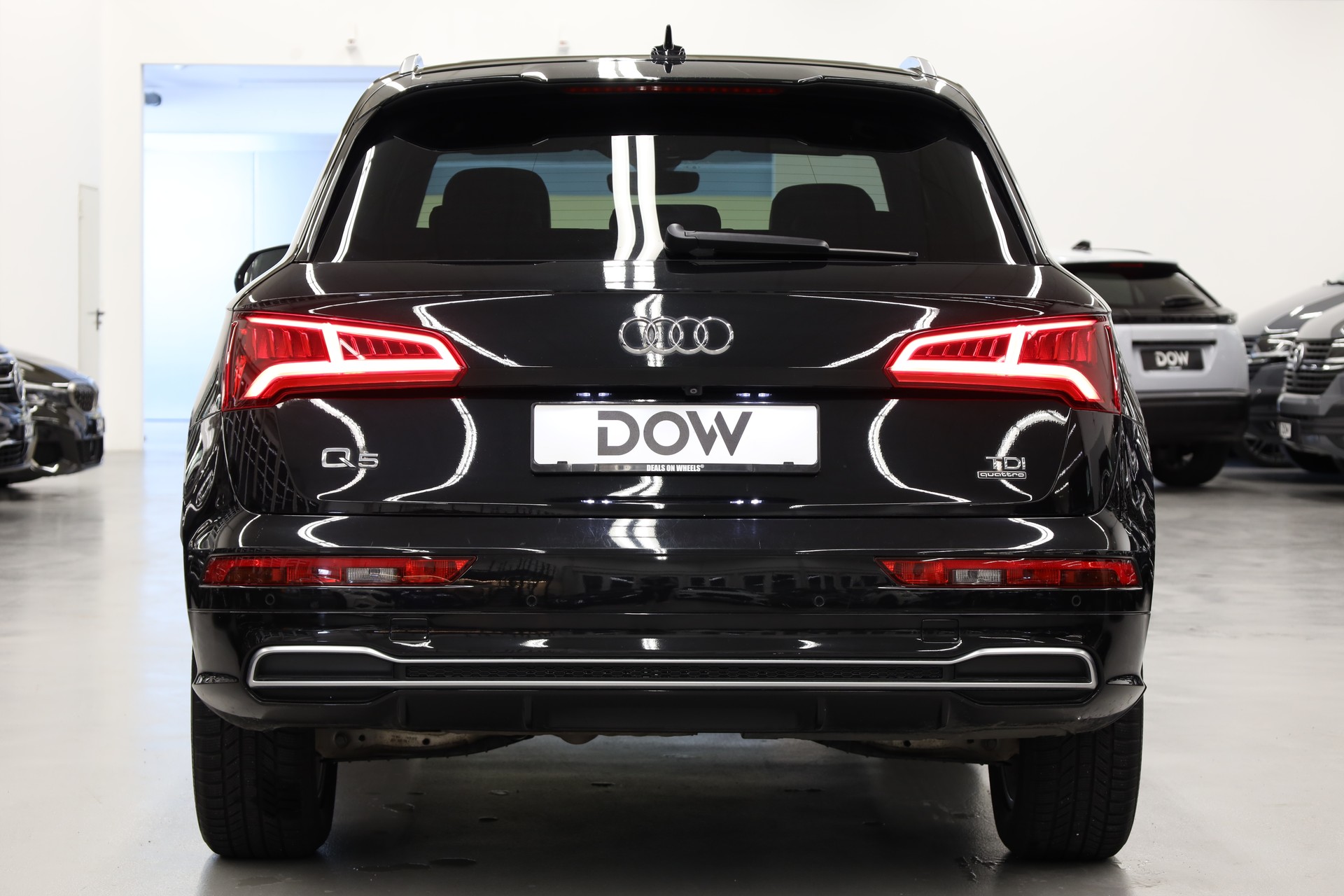AUDI Q5 3.0 V6 TDI Sport qu. T-Tronic-image-6