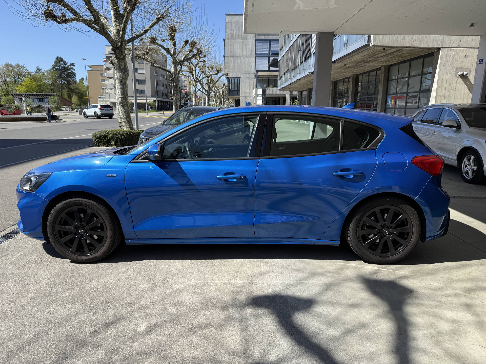 FORD Focus 1.0i EcoB 125 ST-Line-image-1