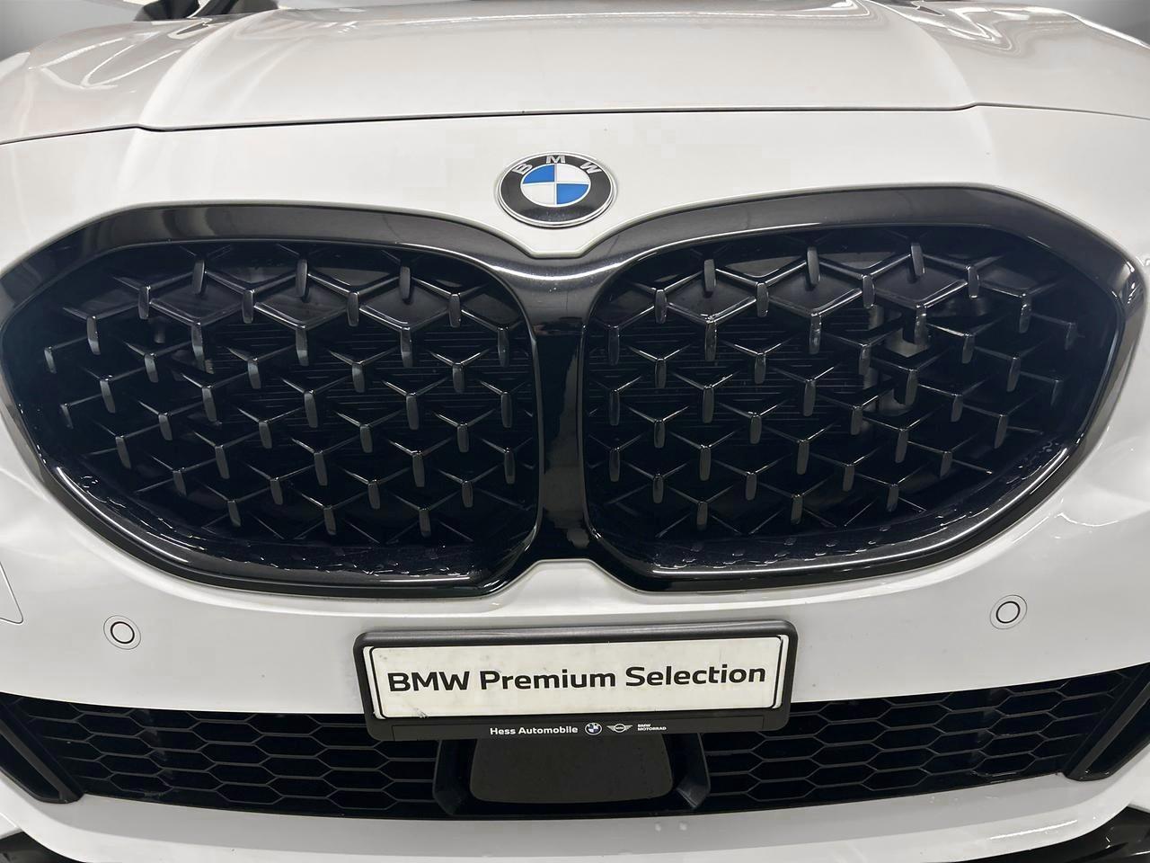 BMW M135i xDrive-image-7