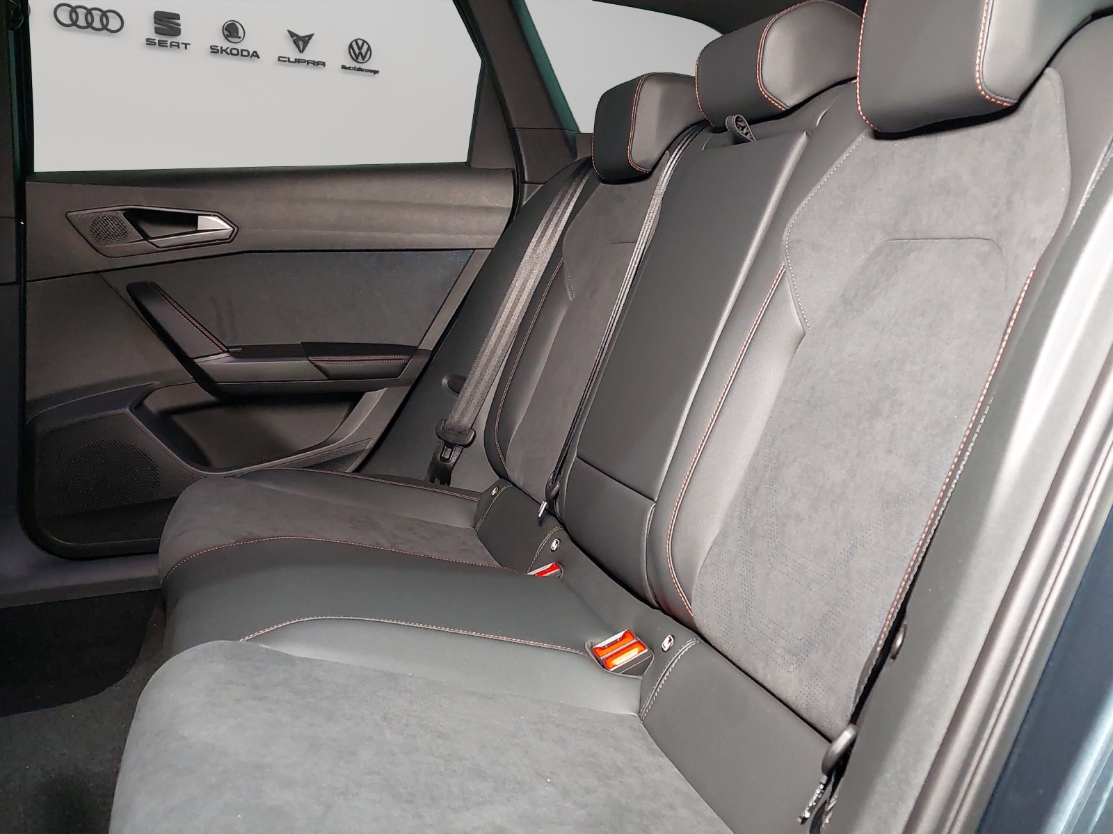 CUPRA LEON ST 2.0 TSI Prime Edition VZ DSG 4Drive-image-8