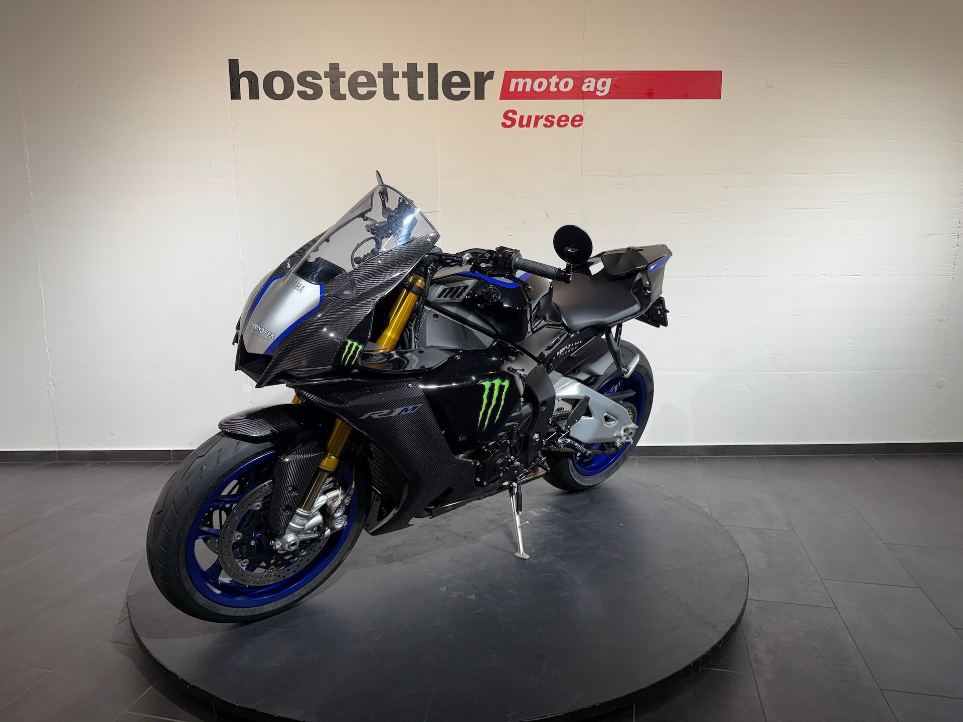 YAMAHA R1M-image-6