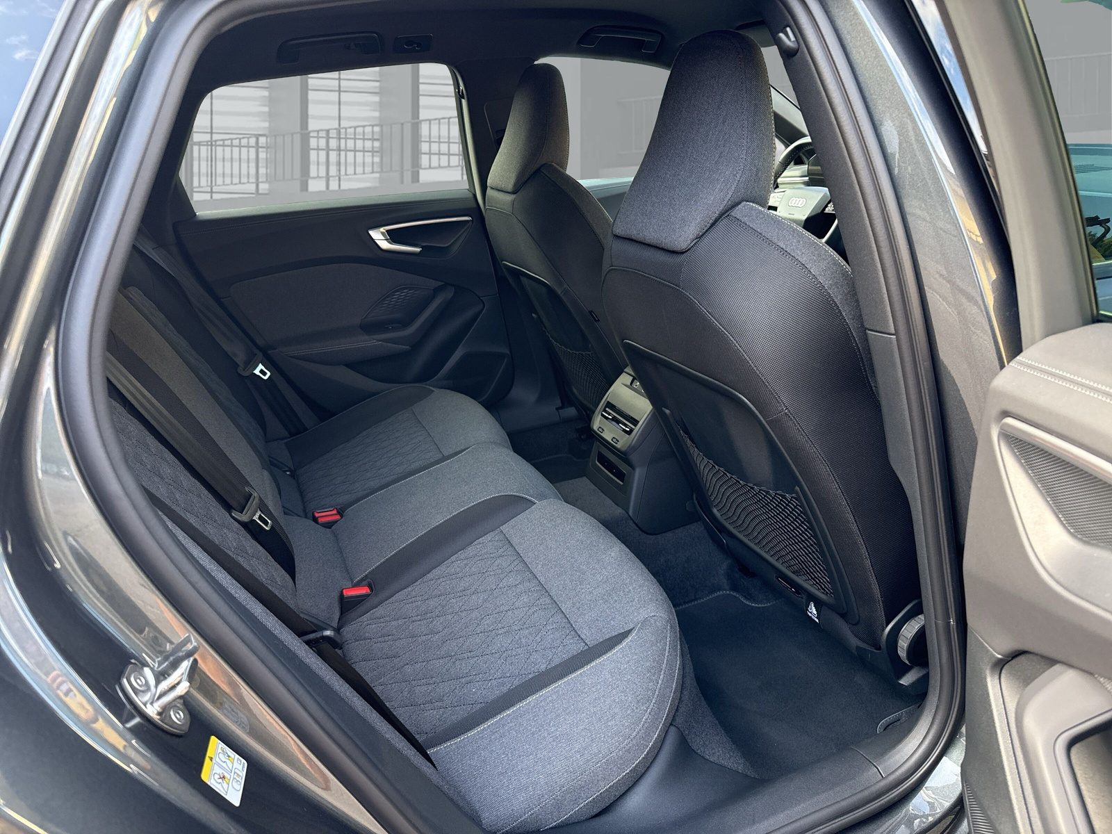 AUDI A5 Avant 2.0 TDI S-tronic S-line-image-20