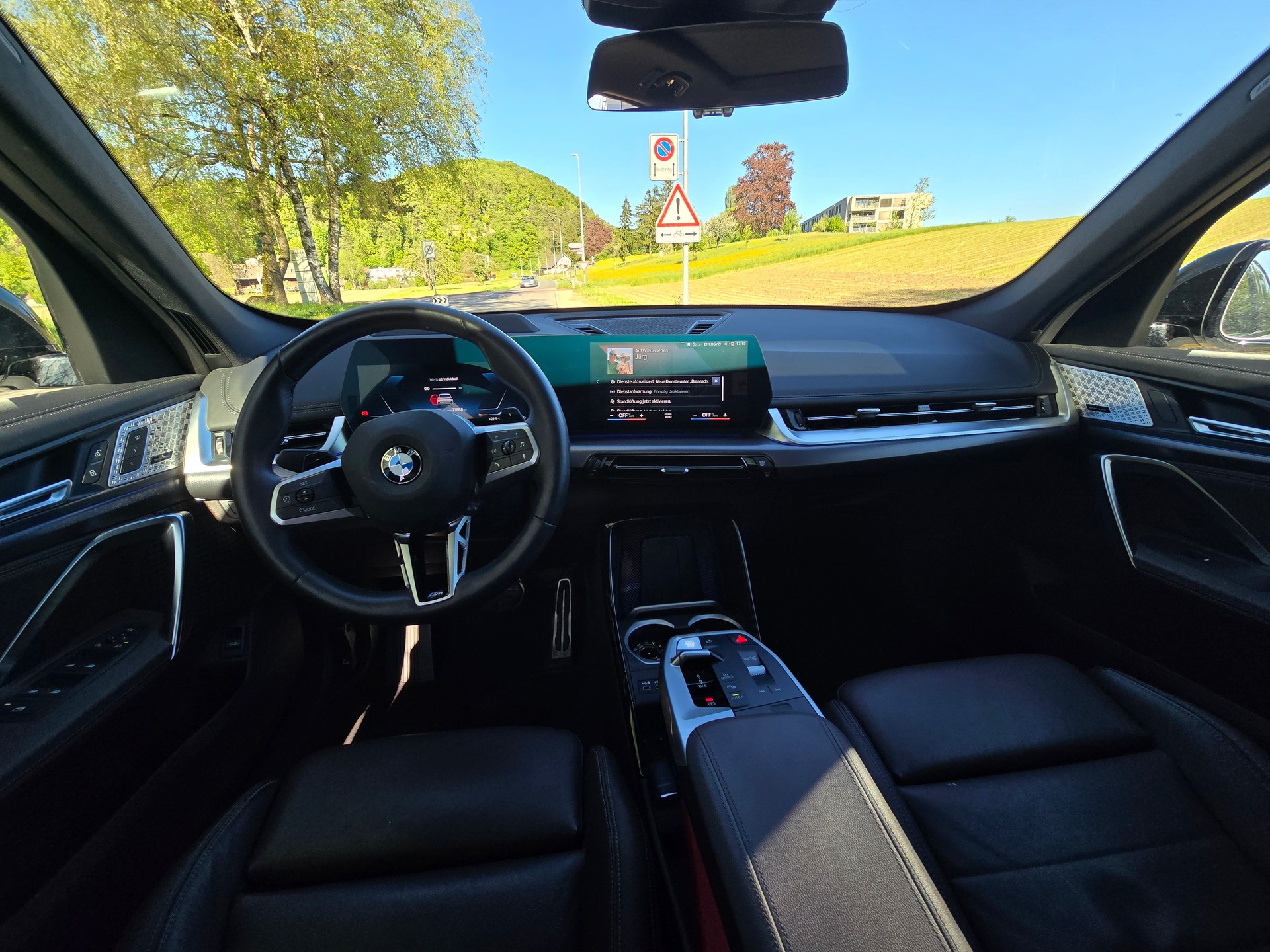 BMW X1 sDrive 18i M Sport-image-3
