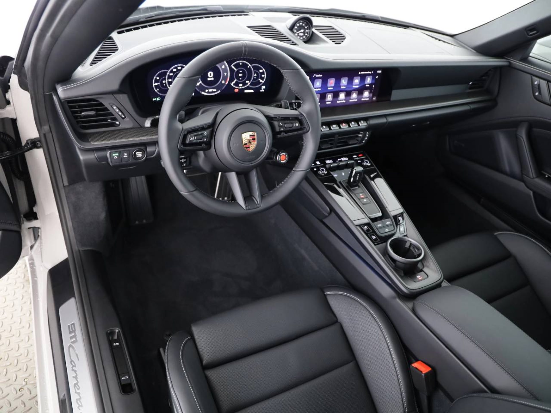 PORSCHE 911 Carrera 4S Cabriolet-image-4