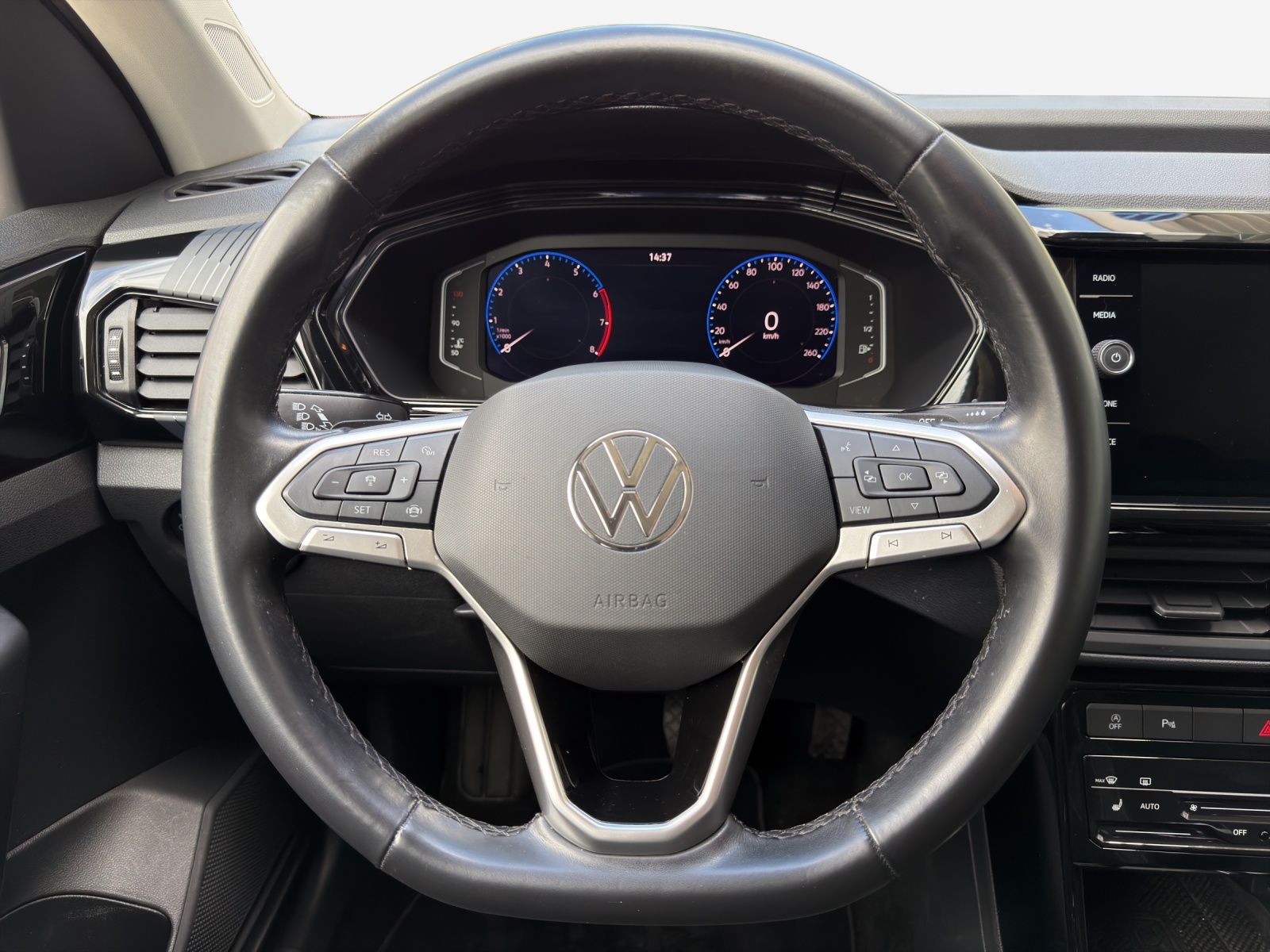 VW T-Cross 1.0 TSI Life Selection DSG-image-9