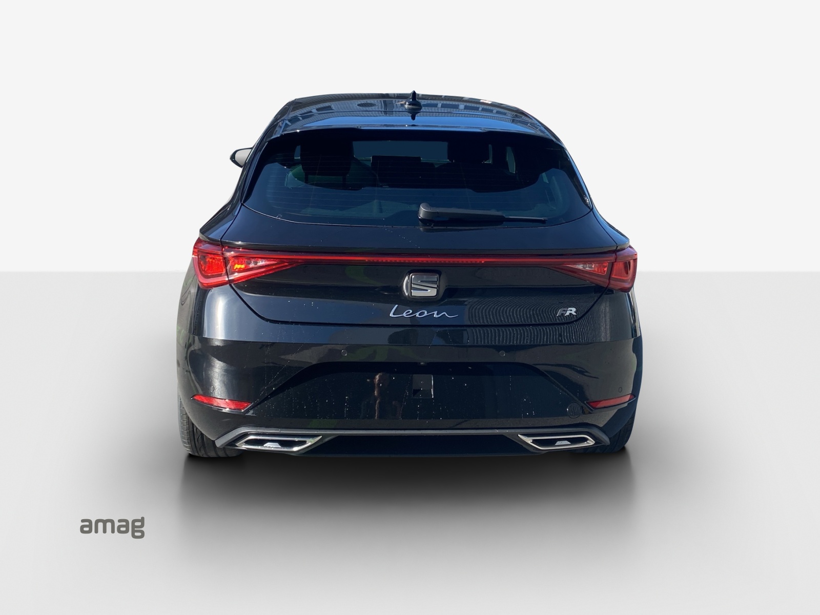 SEAT Leon 1.5 eTSI mHEV DSG 75 Edition-image-3