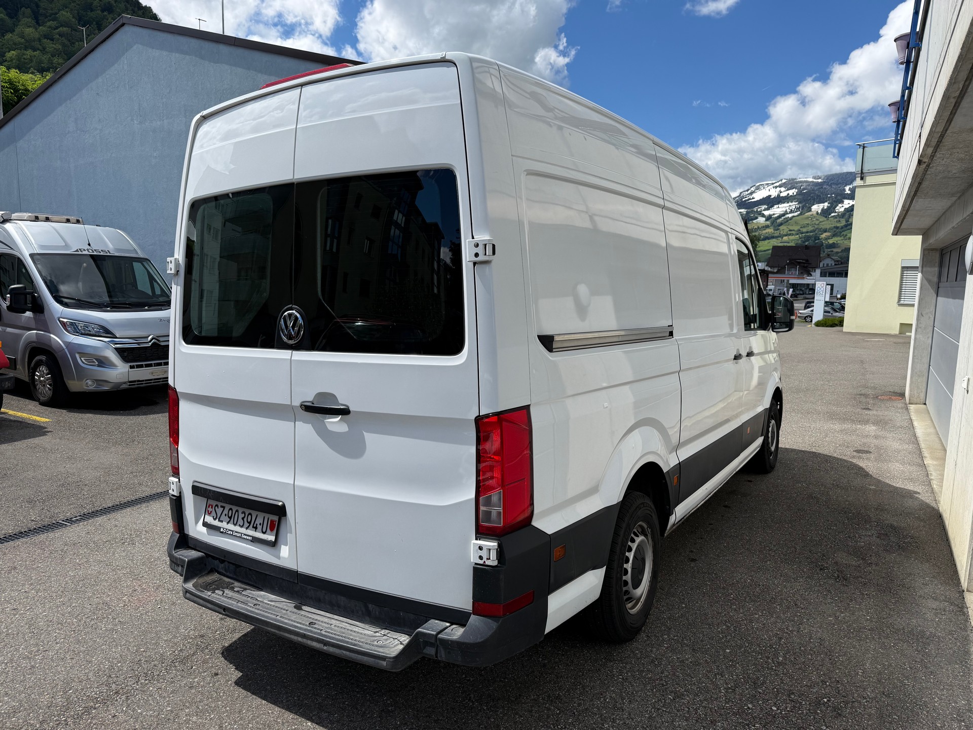 VW Crafter 35 2.0 TDI L3 A-image-4
