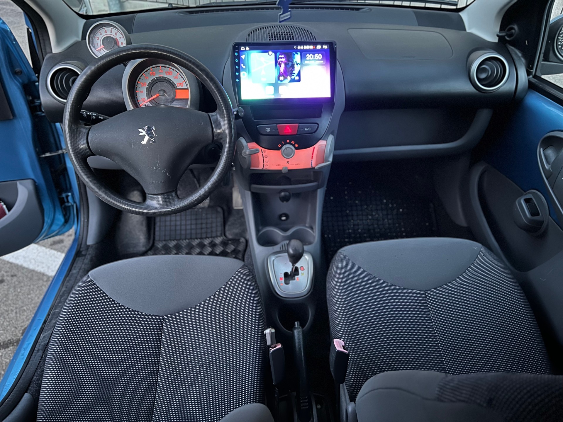 PEUGEOT 107 1.0 City Move 2-Tronic-image-7