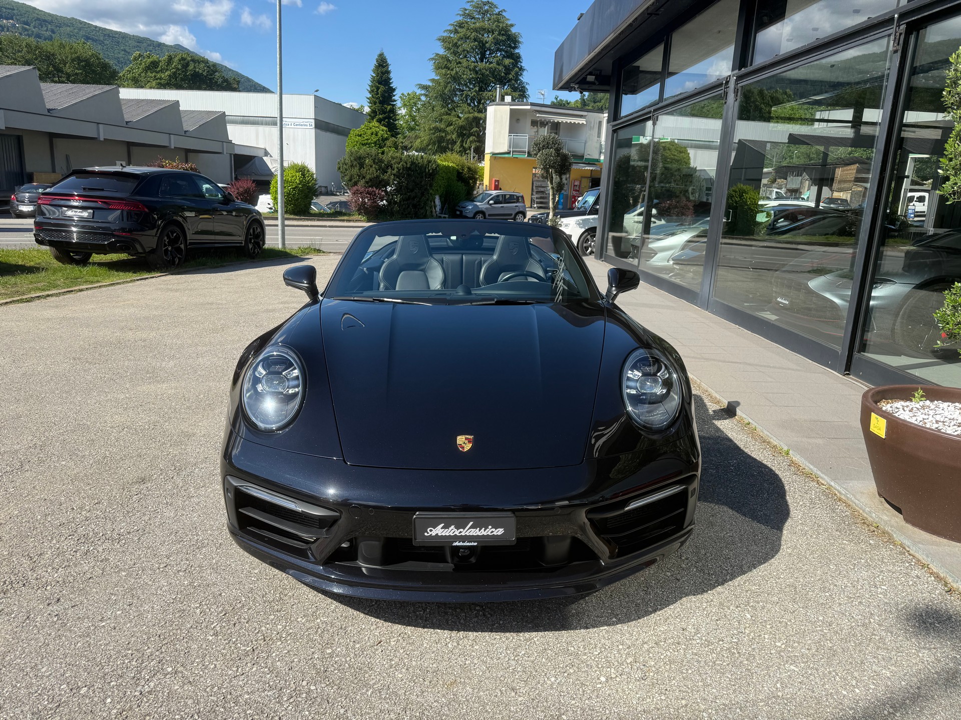 PORSCHE 911 Carrera 4S Cabriolet PDK-showroom-element-1