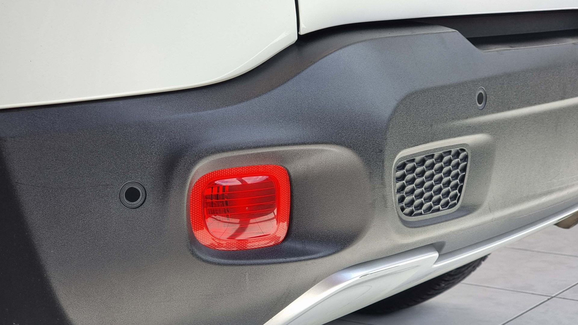 JEEP Renegade 2.0 CRD 140 Limited AWD-image-8