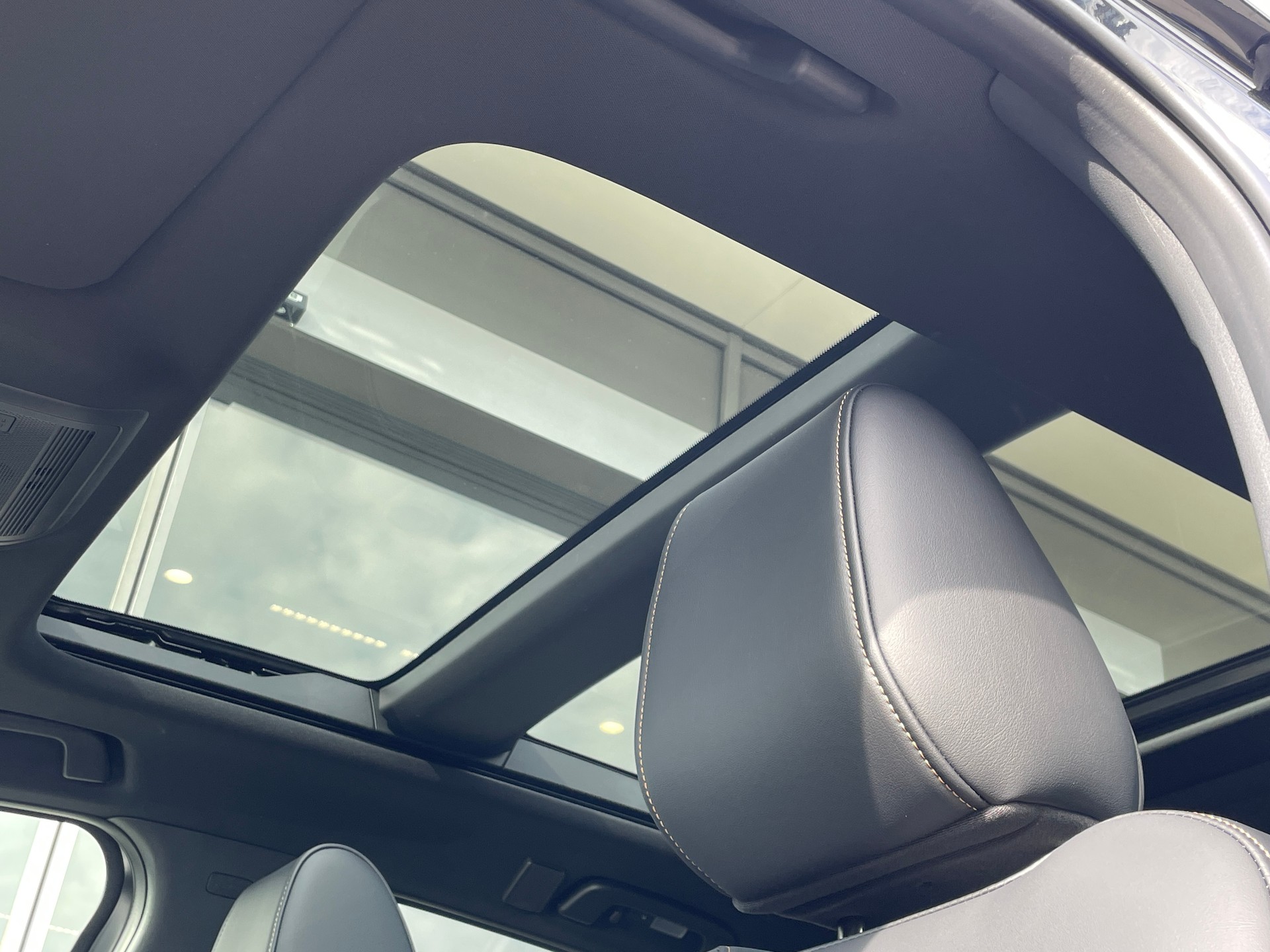MAZDA CX-60 e-Skyactiv PHEV 327 AWD Homura Plus-image-13