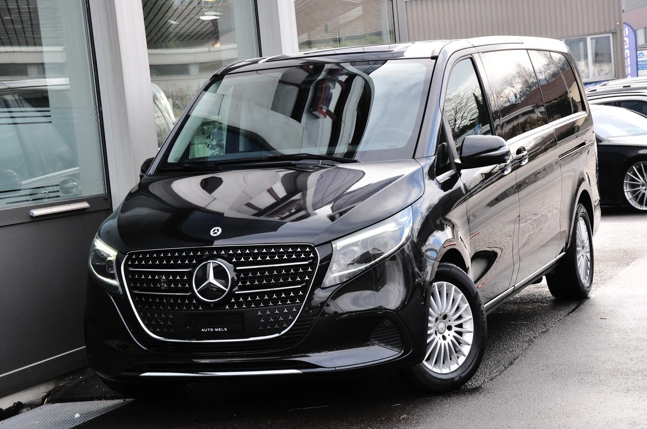 MERCEDES-BENZ V 300 d extralang Avantgarde 4Matic 9G-Tronic **8-SITZPLÄTZE**-showroom-element-1