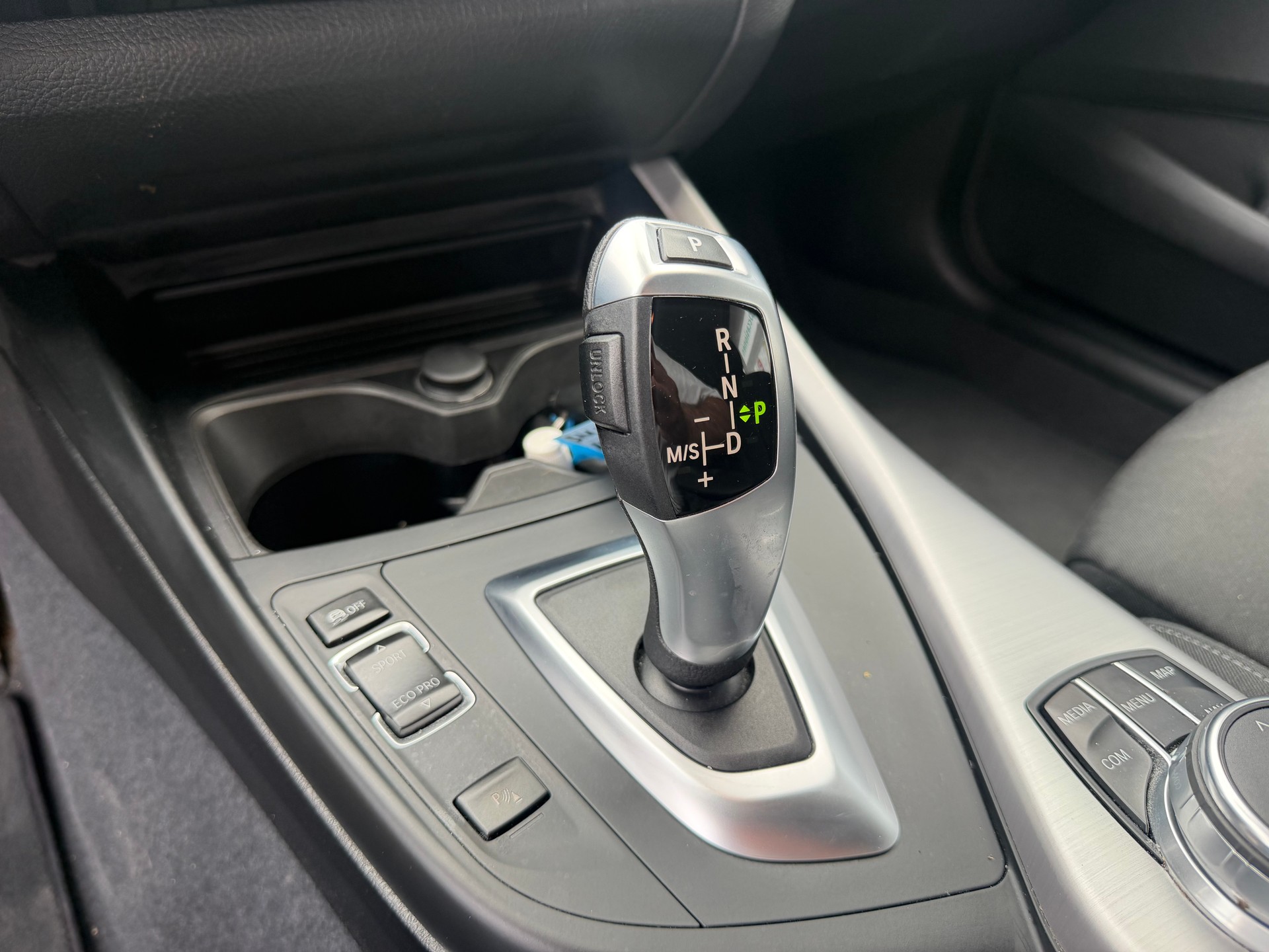 BMW 118i Steptronic-image-16