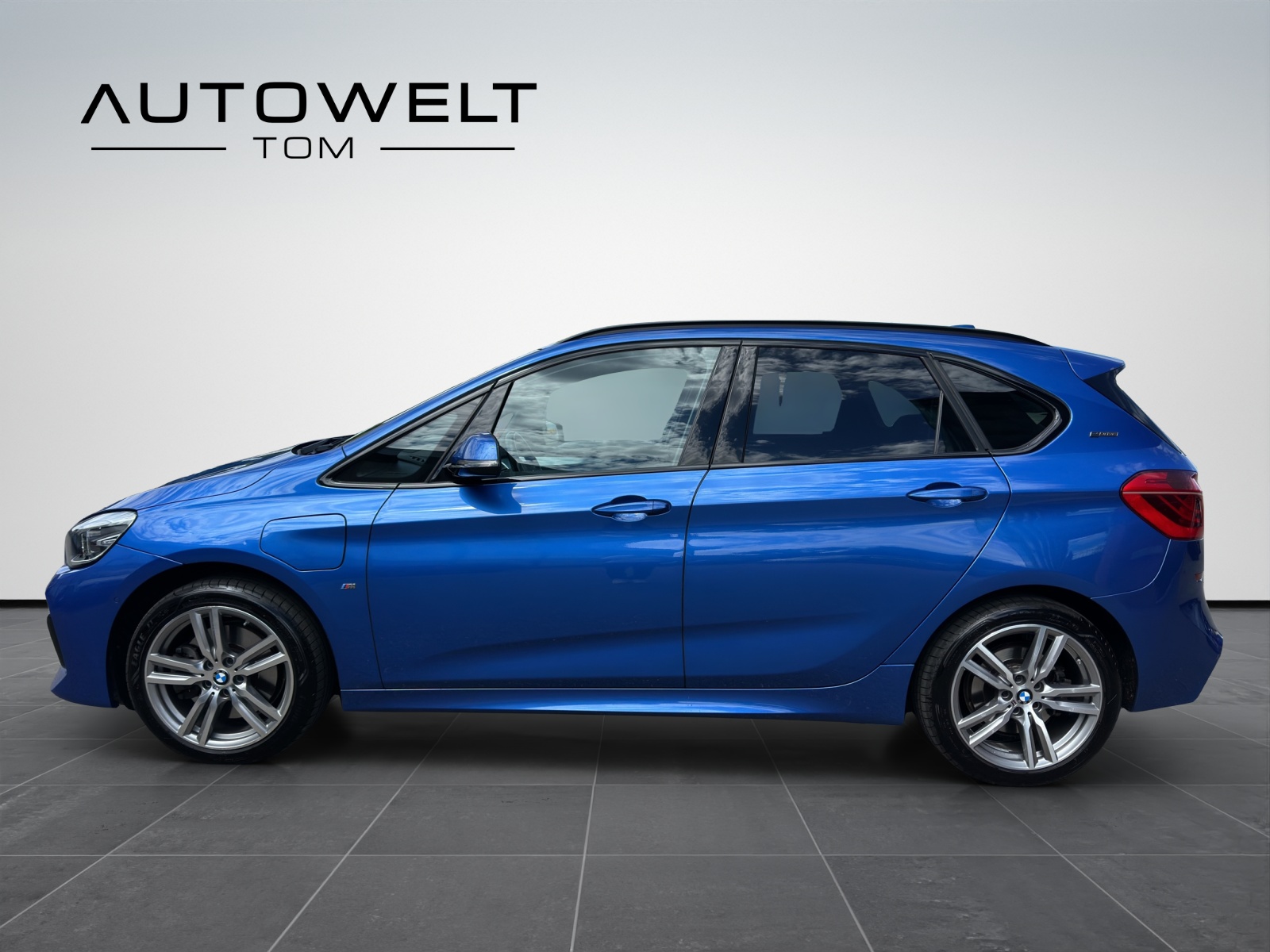 BMW 225xe iPerformance Active Tourer Steptronic M Sport-image-1