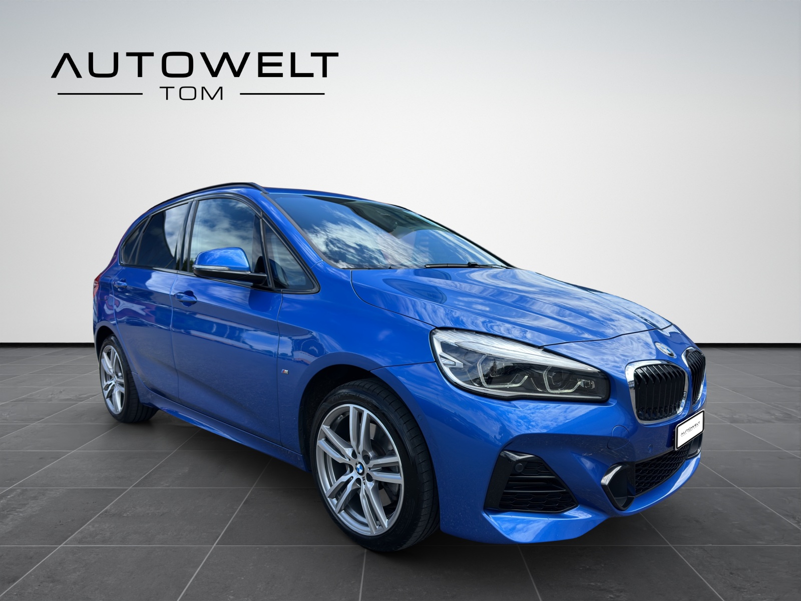 BMW 225xe iPerformance Active Tourer Steptronic M Sport-image-6