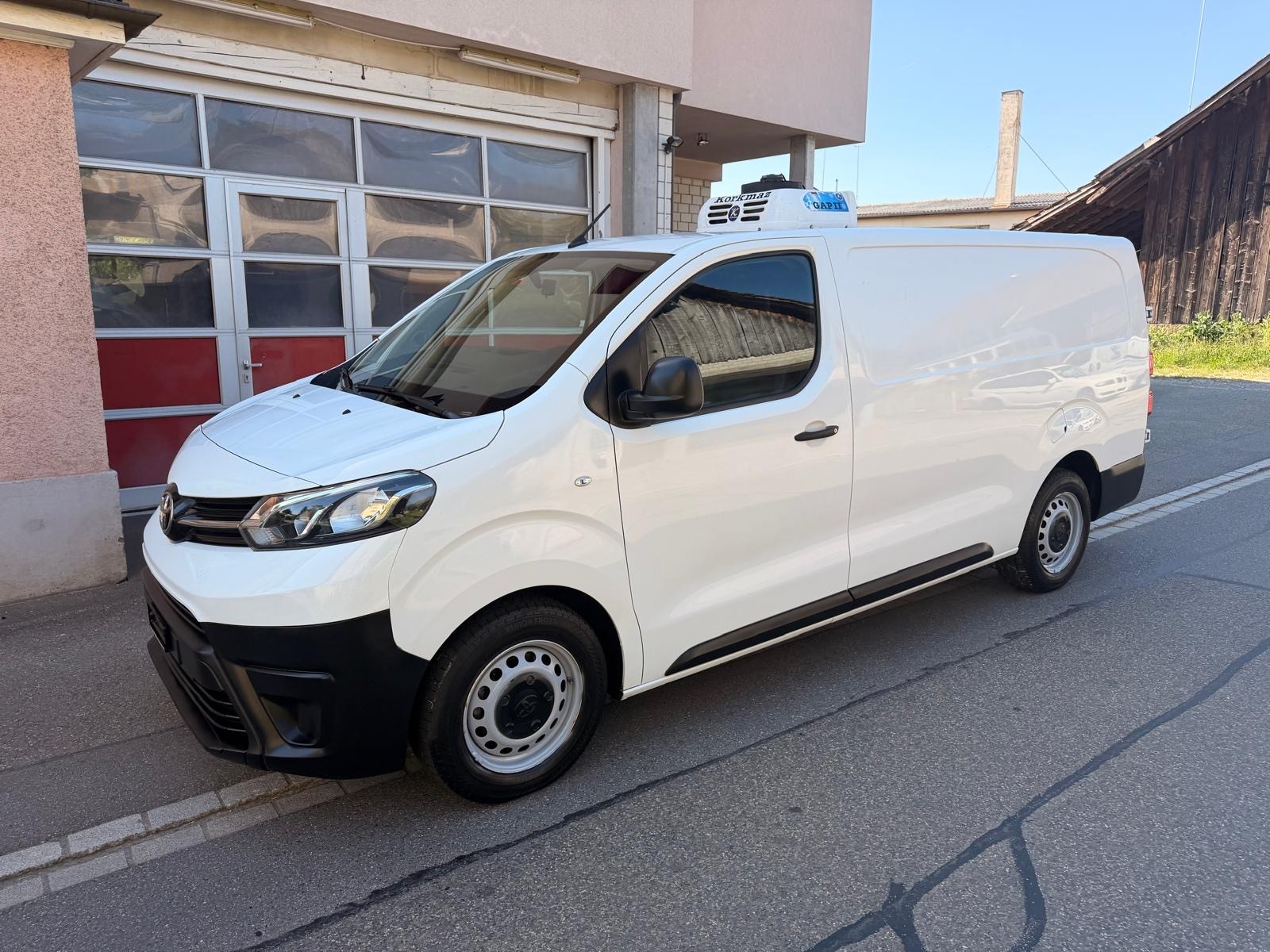 TOYOTA Proace 2.0D Glass Van Long Active Kühlwagen
