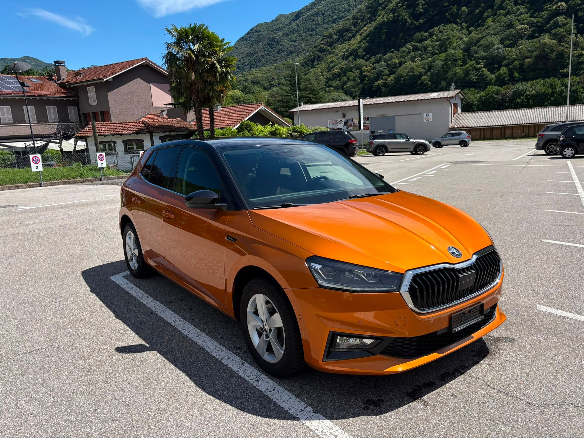 SKODA Fabia 1.0 TSI First Edition-image-0