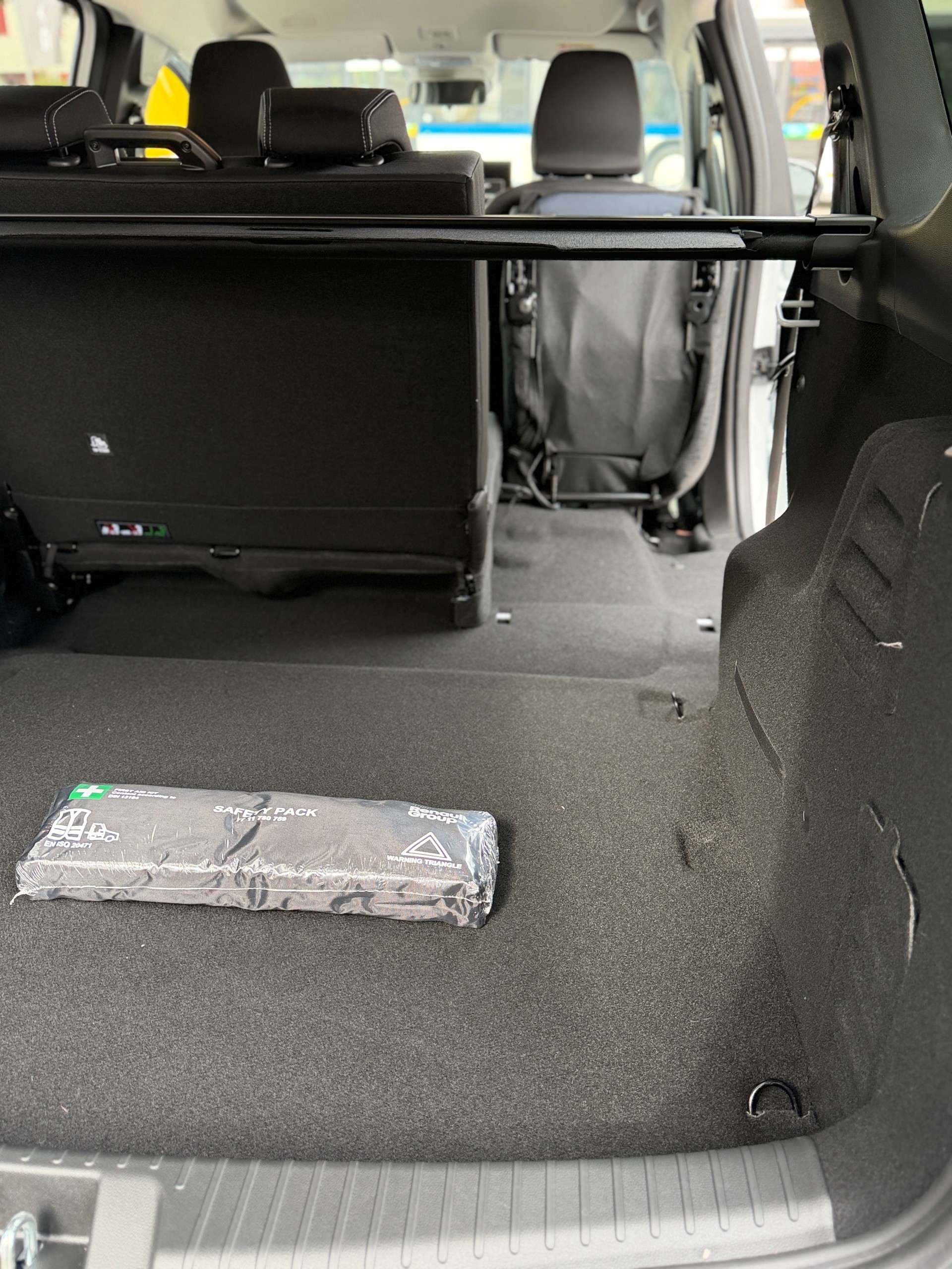 DACIA Jogger HEV 155 Journey-image-8
