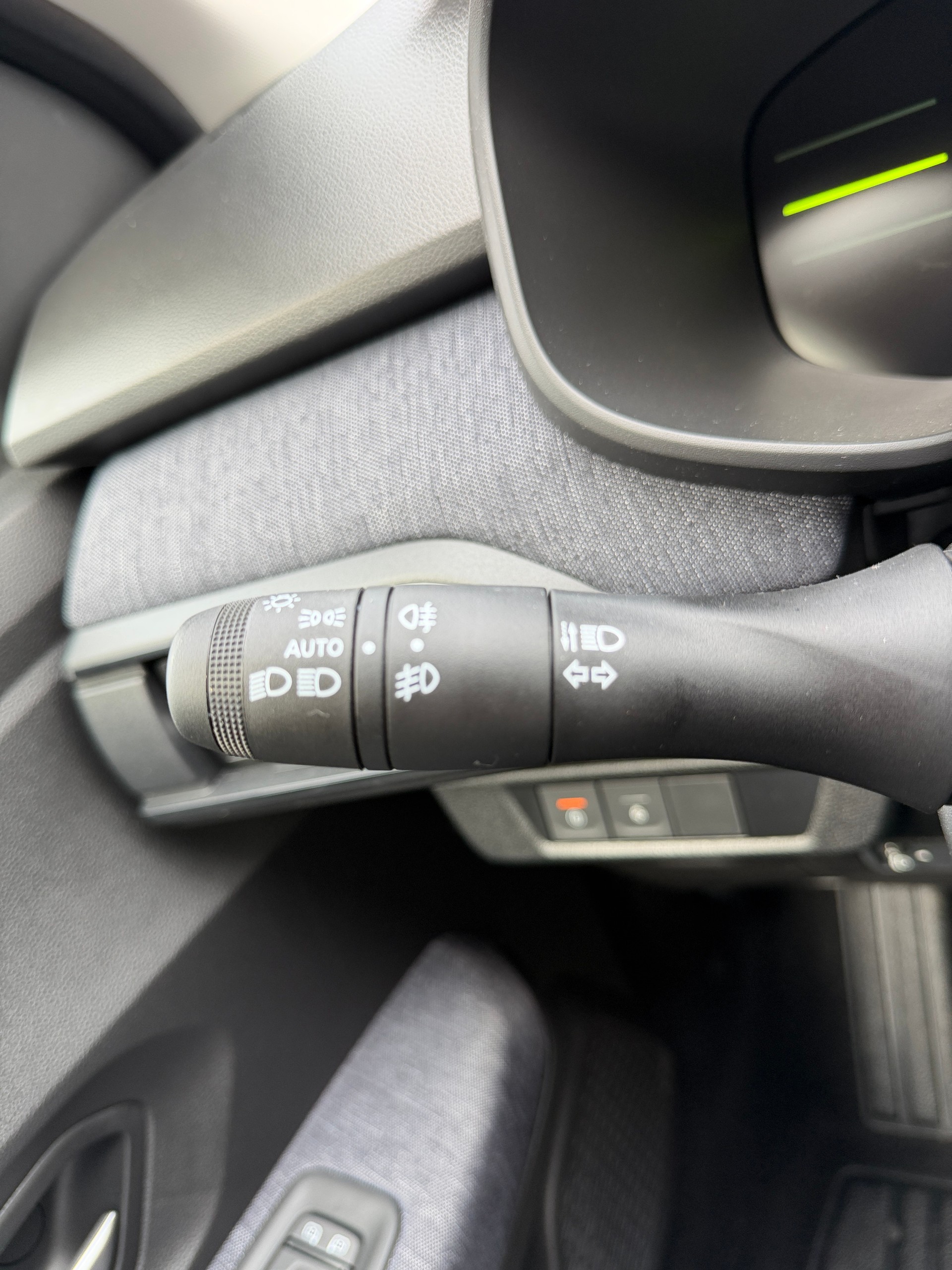 DACIA Jogger HEV 155 Journey-image-19