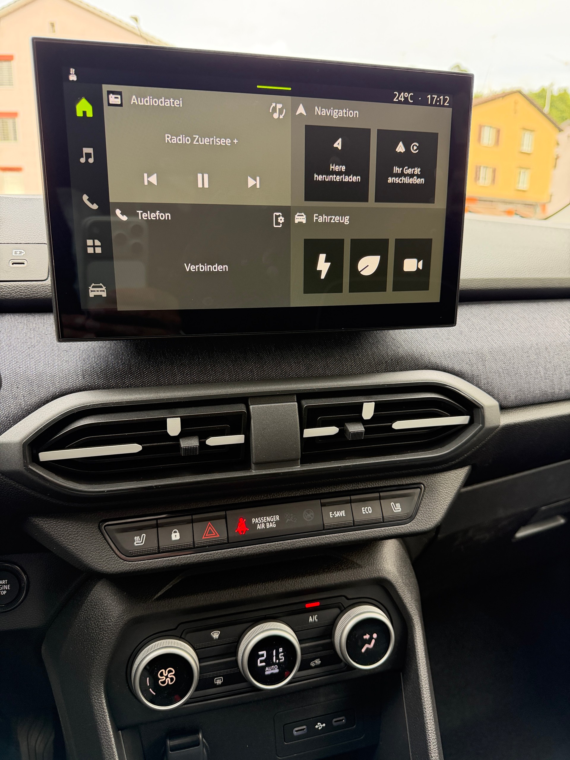 DACIA Jogger HEV 155 Journey-image-13