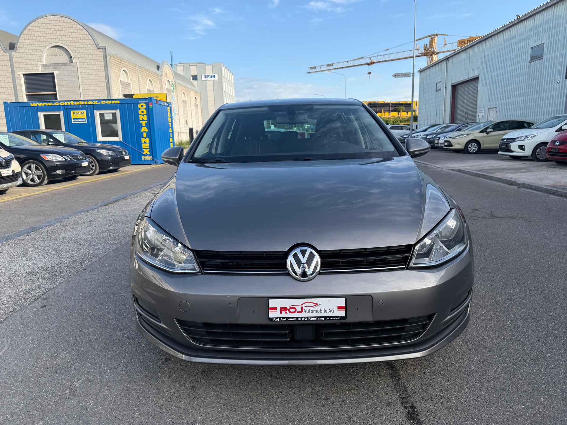 VW Golf 2.0 TDI Lounge DSG-image-2