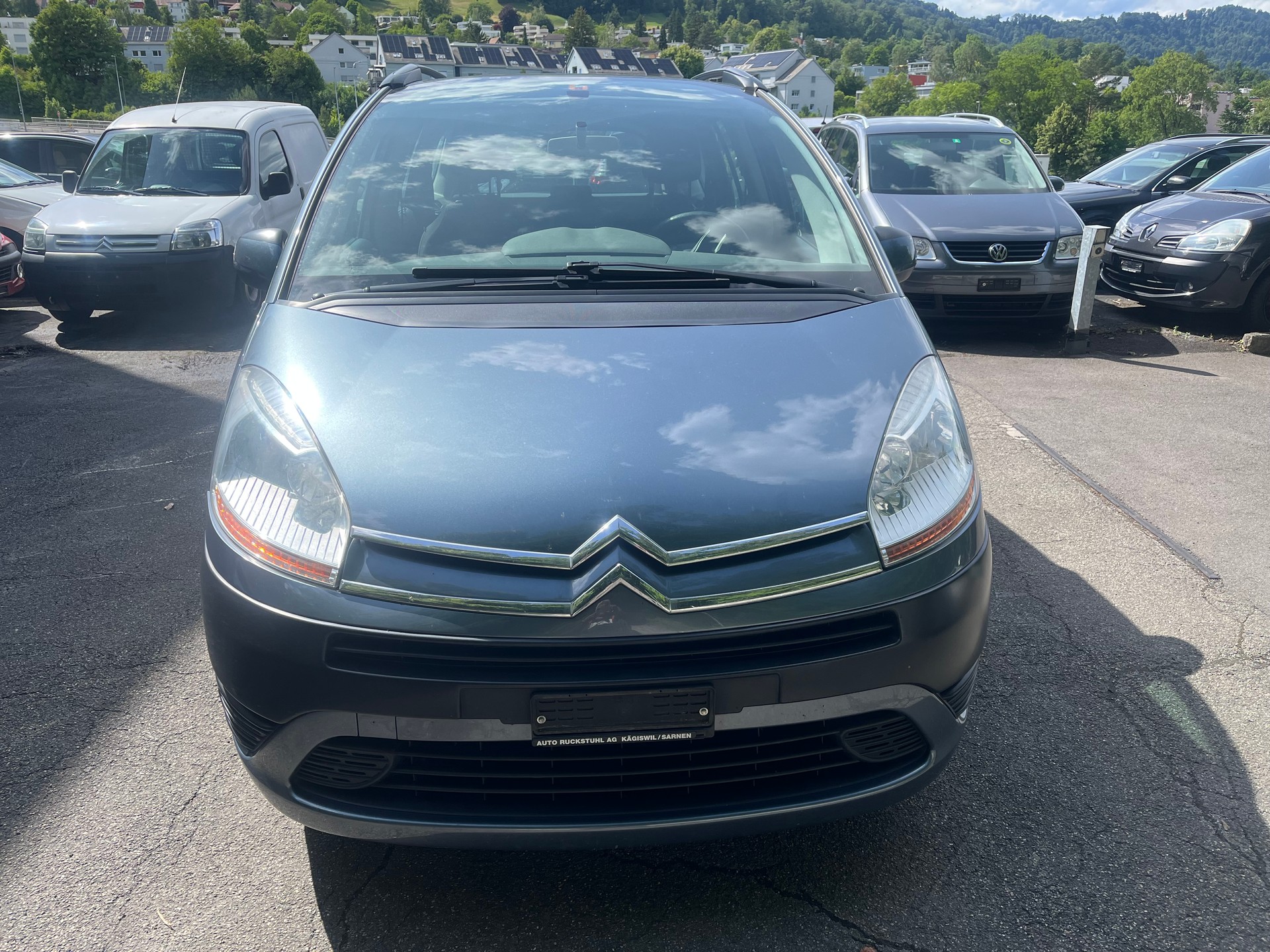 CITROEN Grand C4 Picasso 1.6i 16V Essentiel-image-0