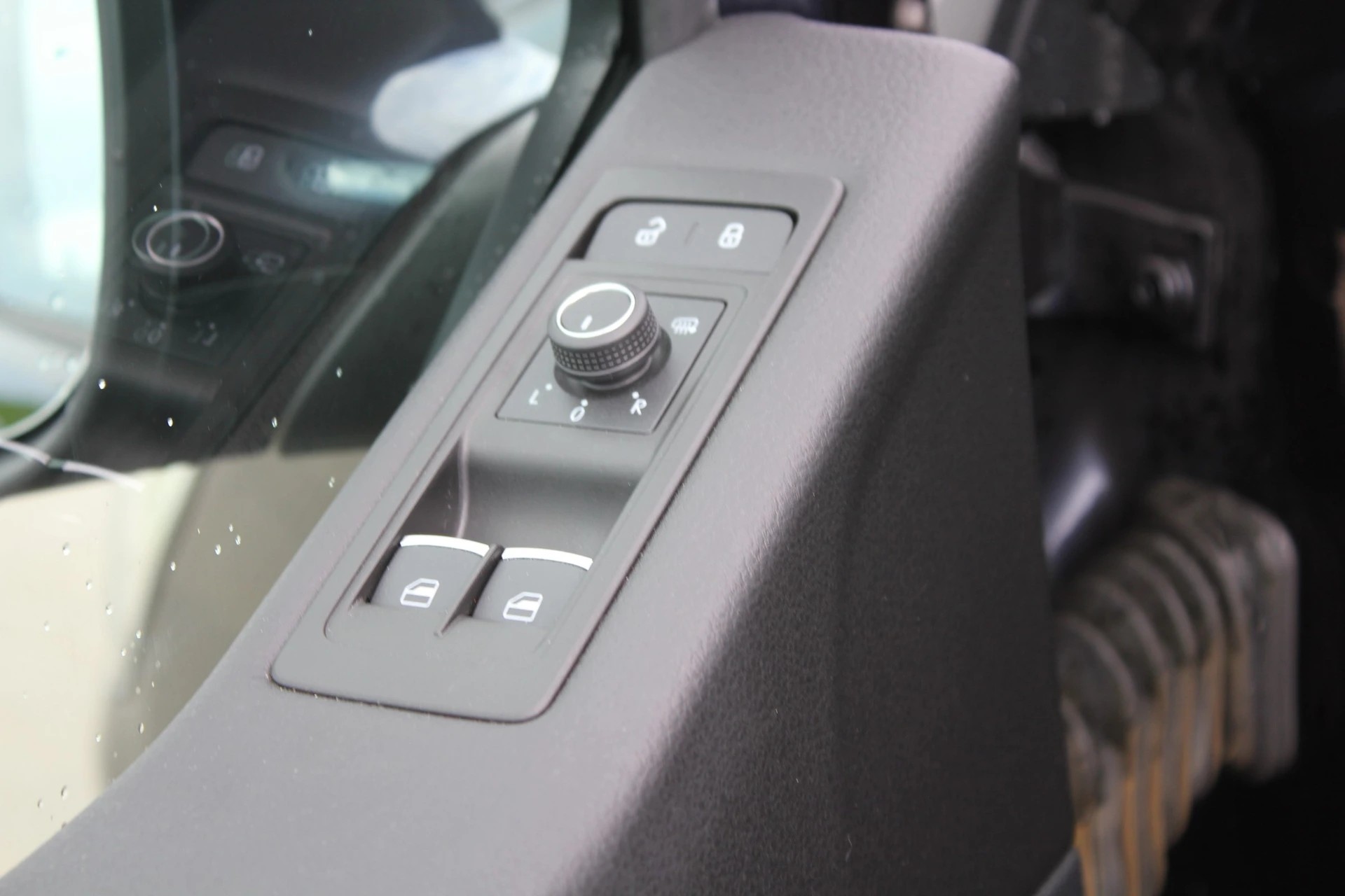 VW T6 Multivan 2.0 TDI Comfortline DSG mit Standheizung-image-8