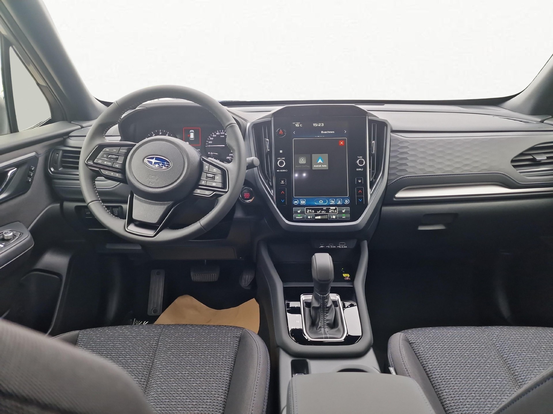 SUBARU Forester Station 2.0i e-Boxer Swiss Plus-image-8