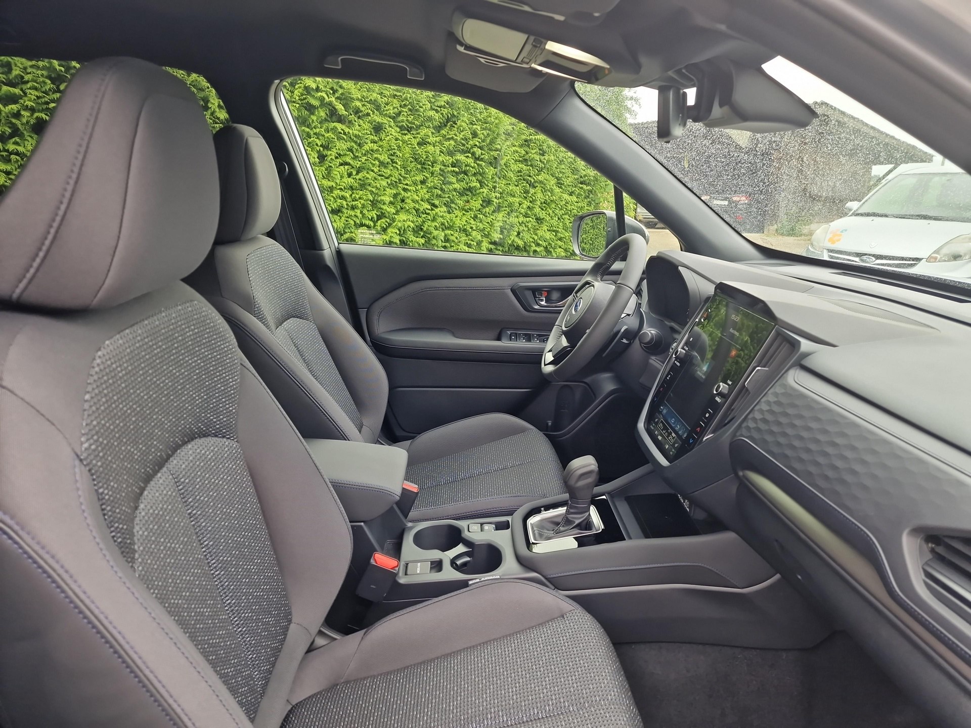 SUBARU Forester Station 2.0i e-Boxer Swiss Plus-image-9