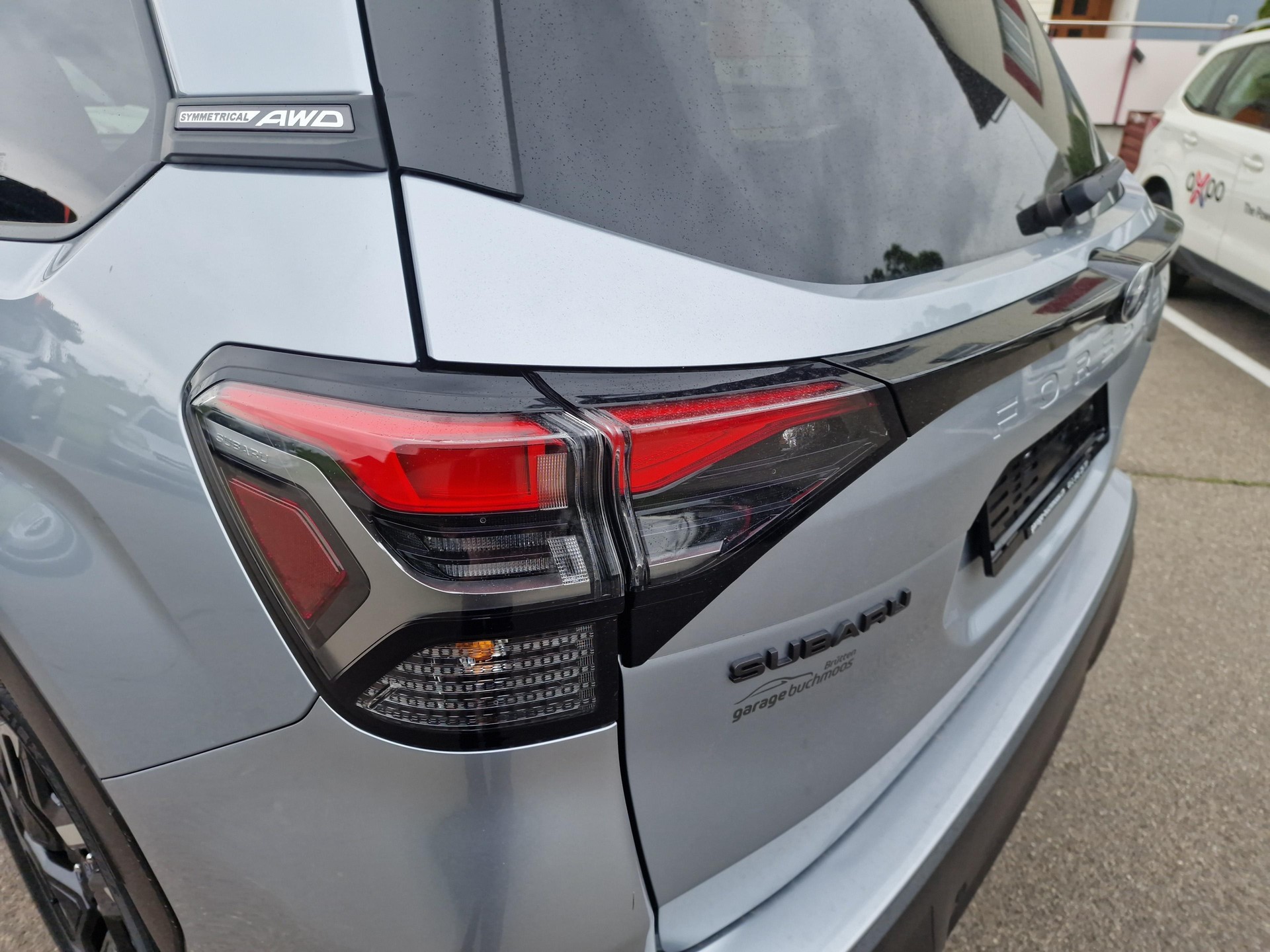 SUBARU Forester Station 2.0i e-Boxer Swiss Plus-image-12
