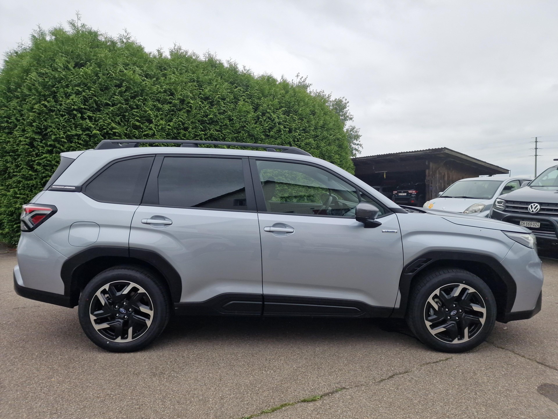 SUBARU Forester Station 2.0i e-Boxer Swiss Plus-image-5